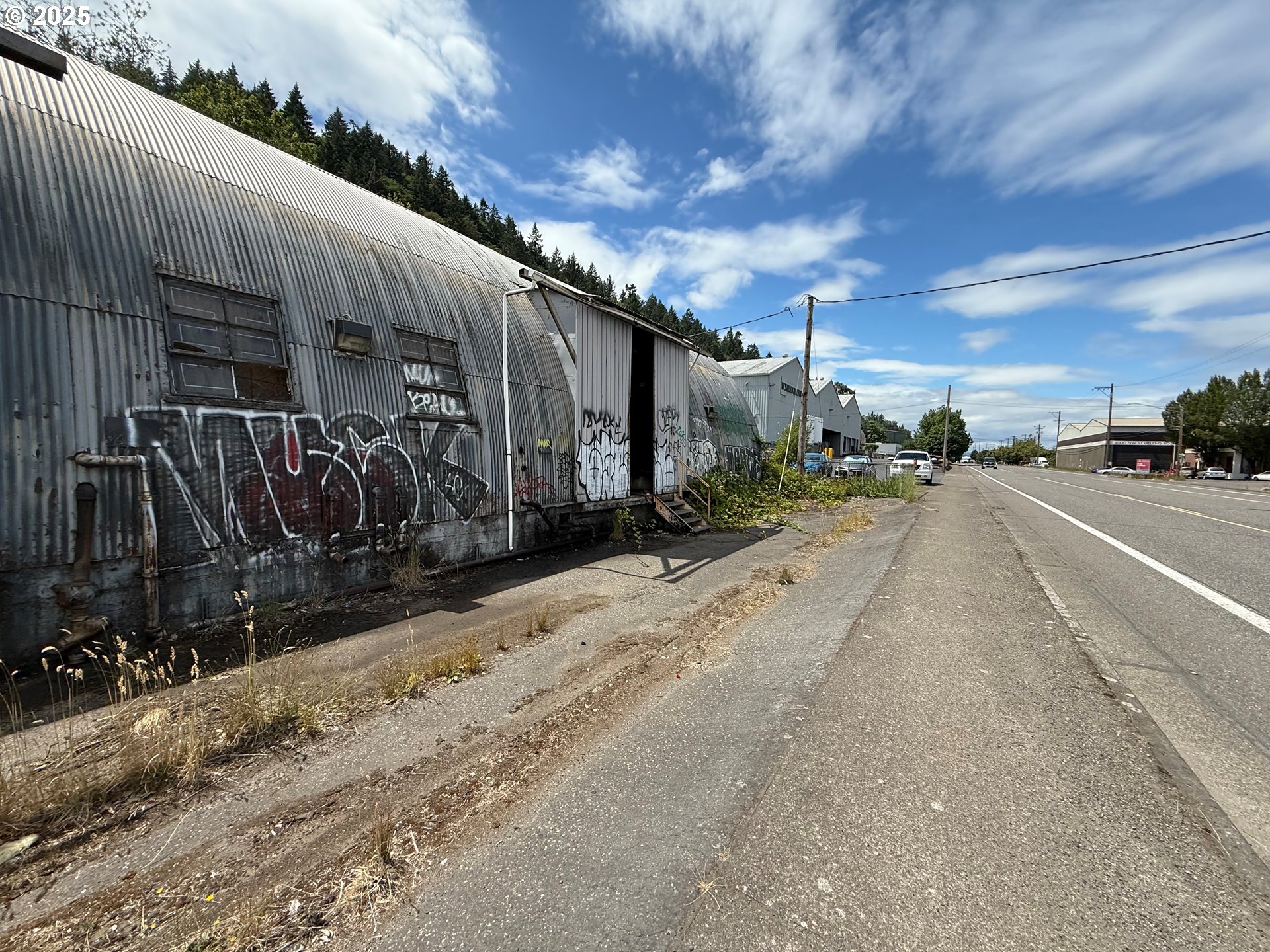 3821 NW SAINT HELENS RD