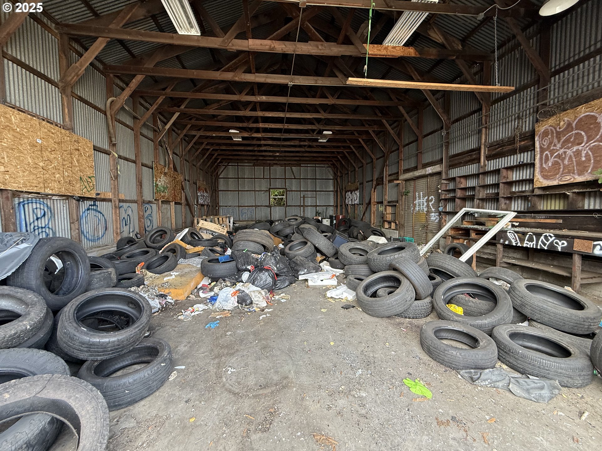 3821 NW SAINT HELENS RD