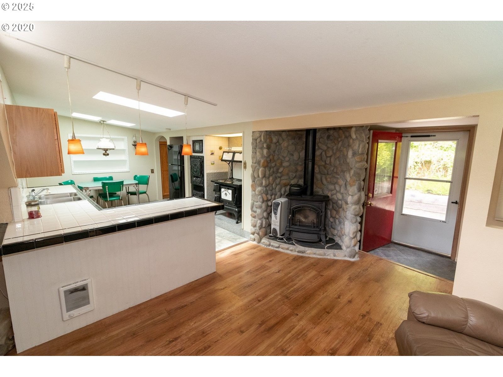 84755 HIGHWAY 101, Florence