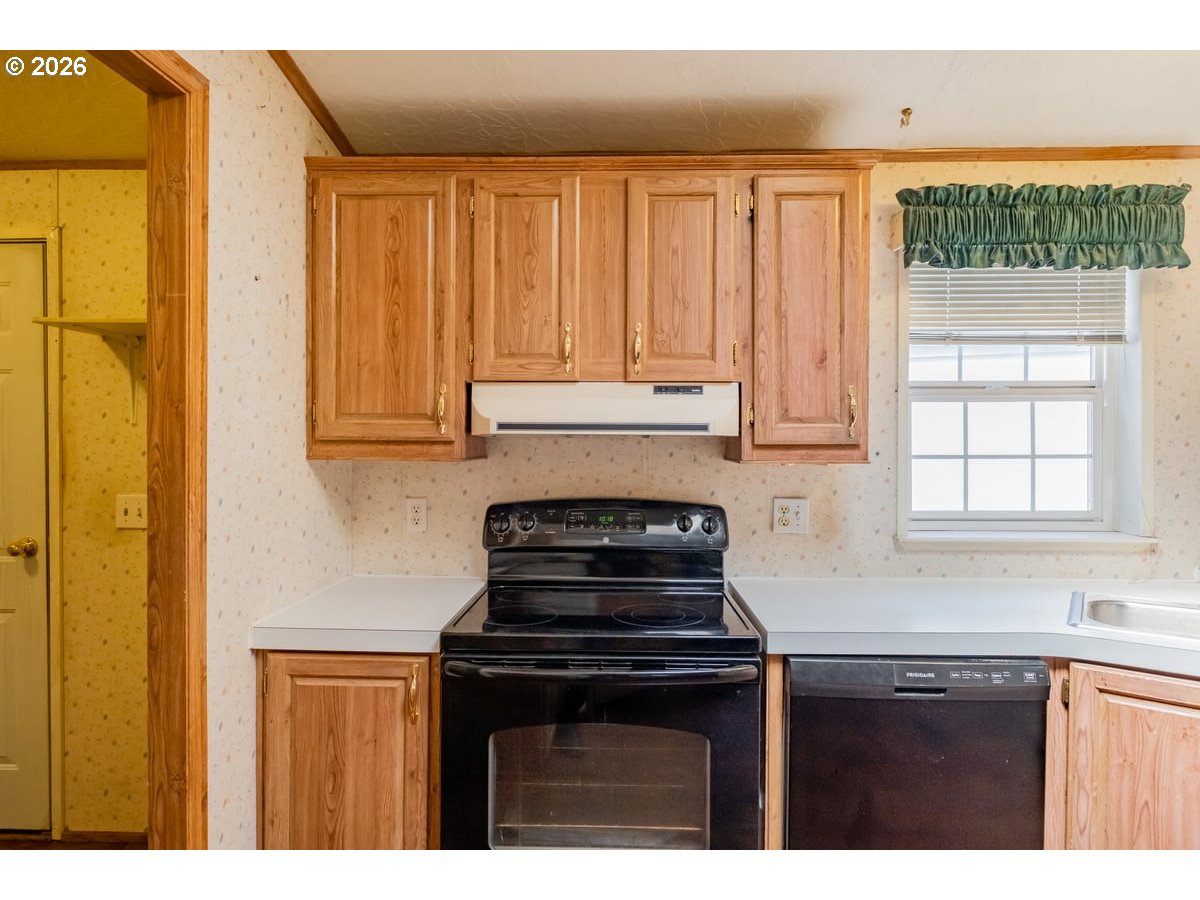 1145 SW CYPRESS ST 107, McMinnville Unit: 107