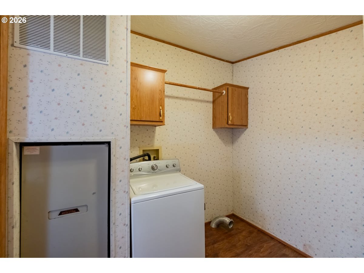 1145 SW CYPRESS ST 107, McMinnville Unit: 107