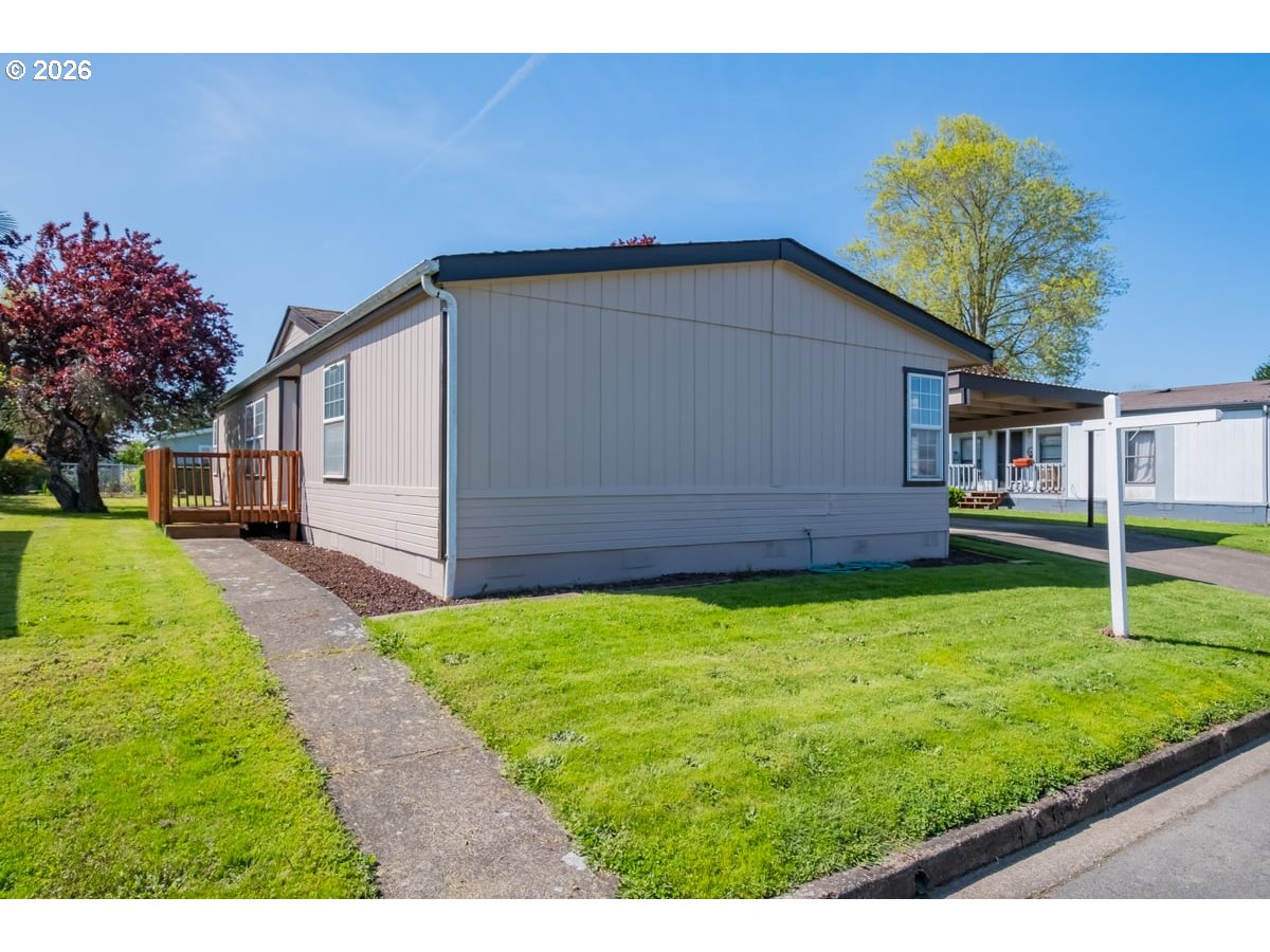 1145 SW CYPRESS ST 107, McMinnville Unit: 107