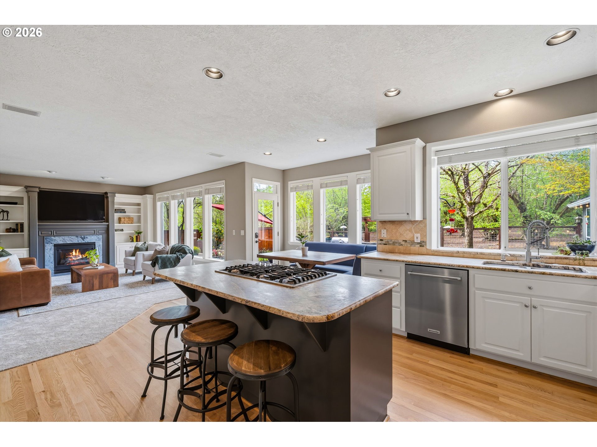 31175 SW WILLAMETTE WAY