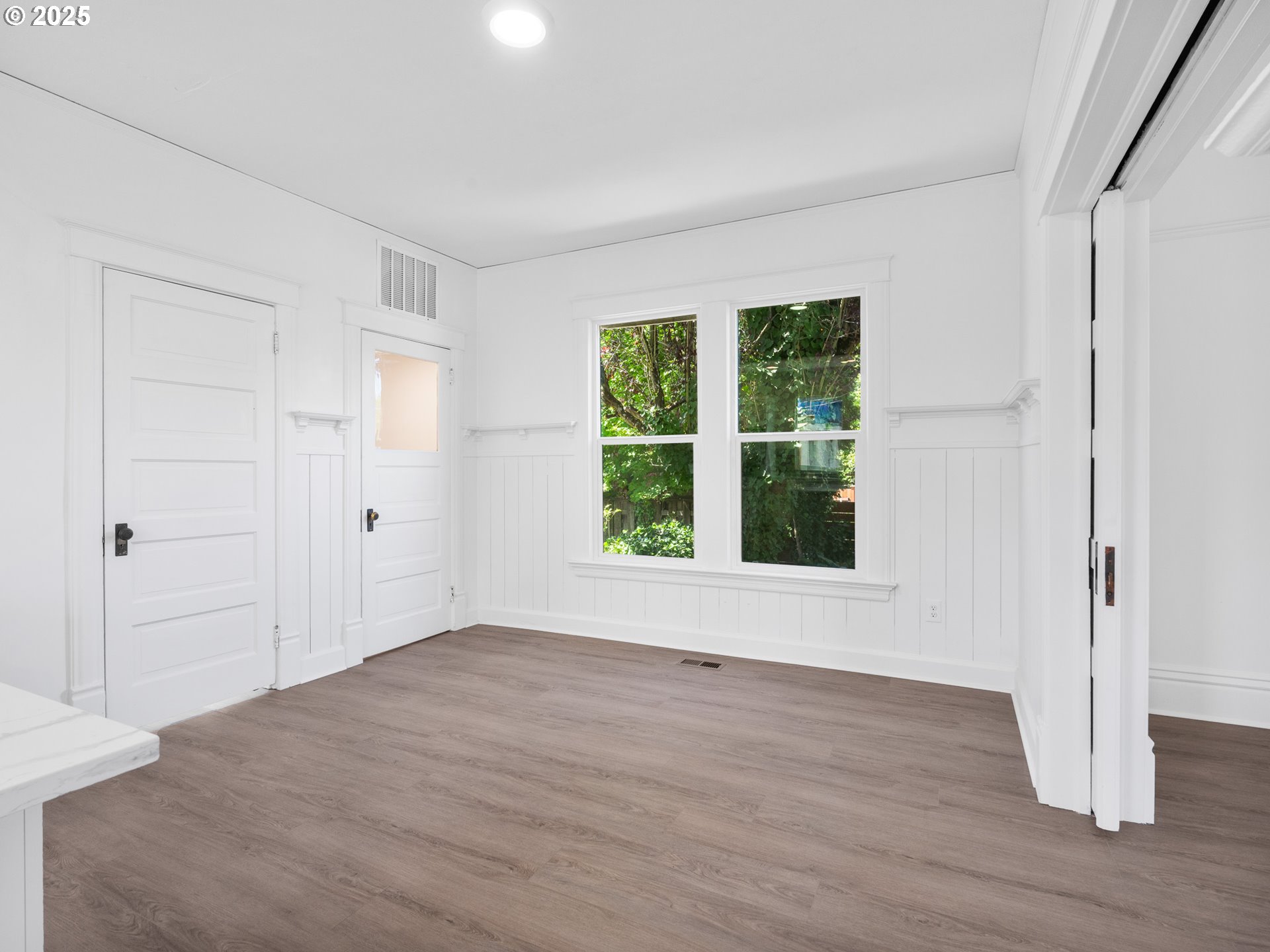 3818 SE Morrison ST, Portland