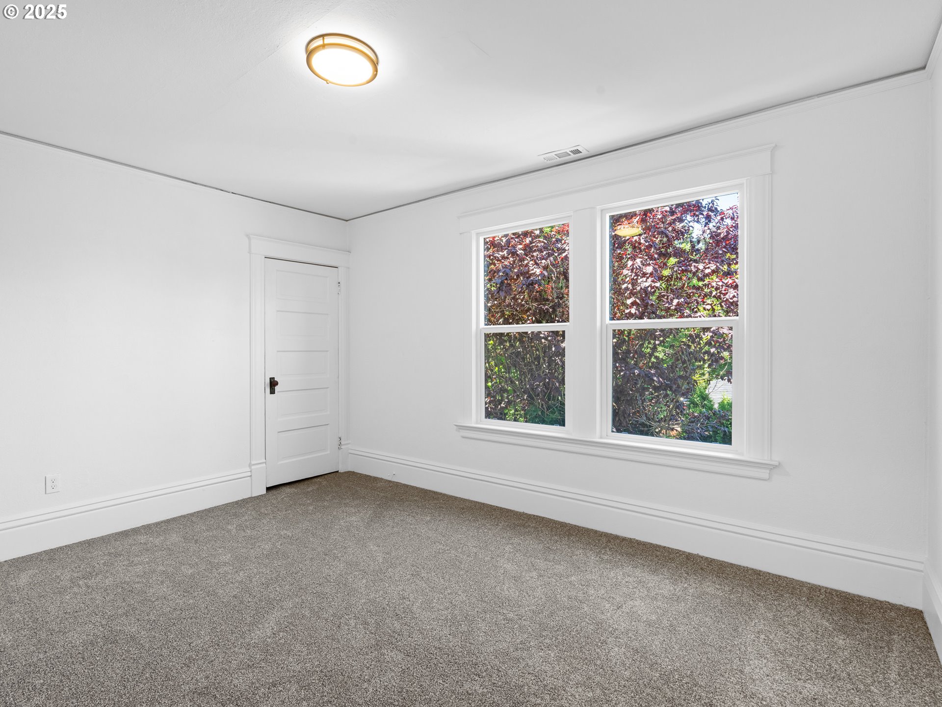 3818 SE Morrison ST, Portland