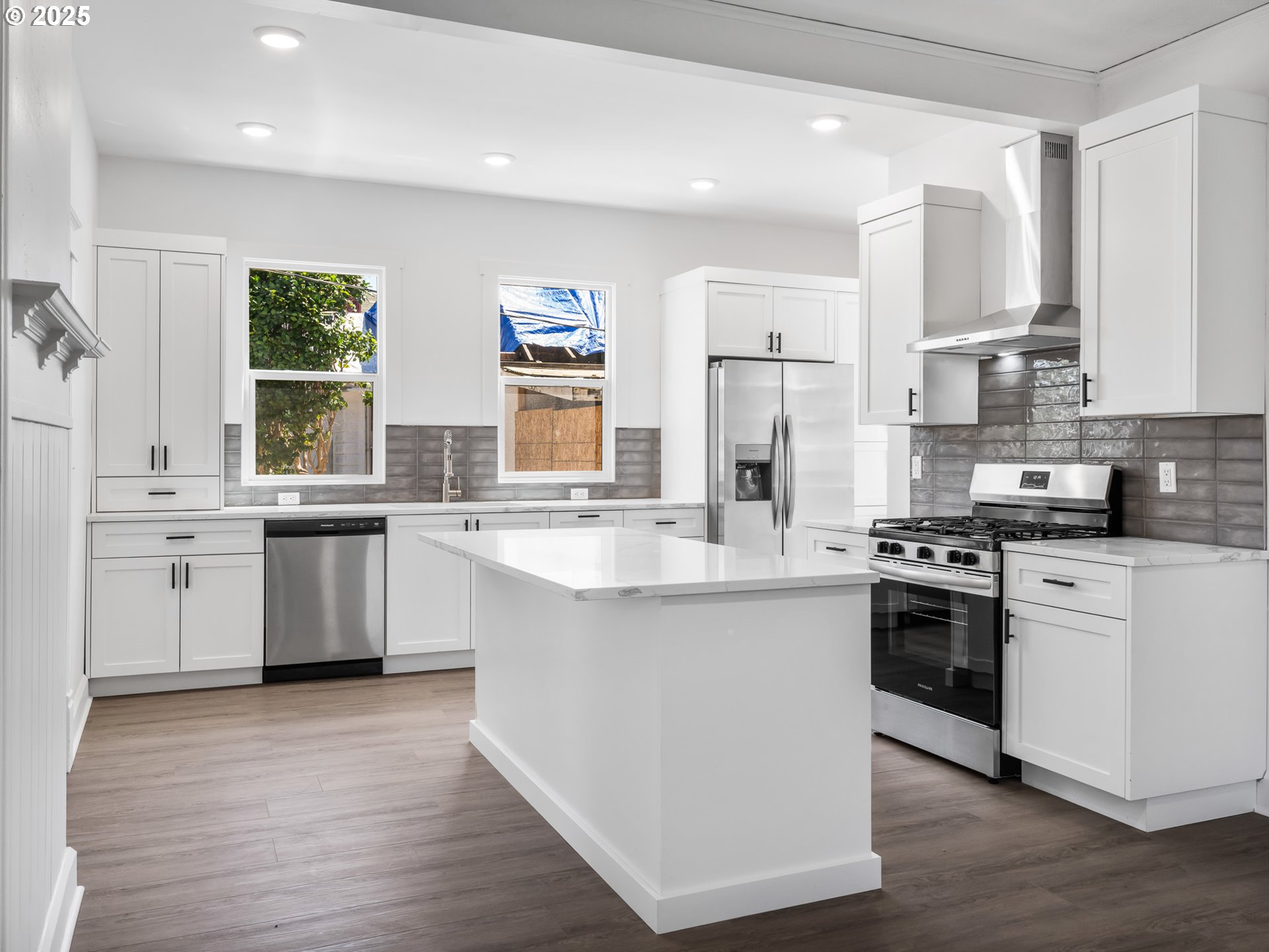 3818 SE Morrison ST, Portland