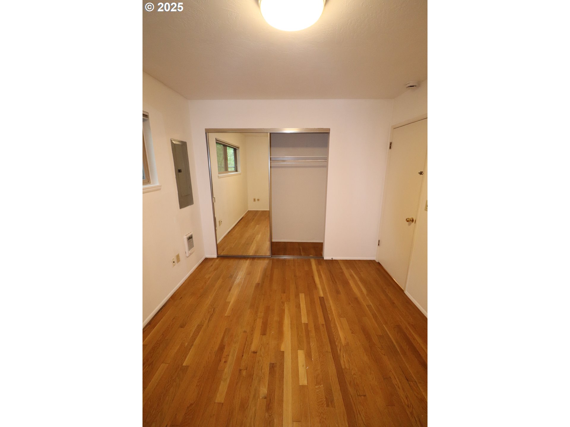 705 SE 27TH AVE, Portland