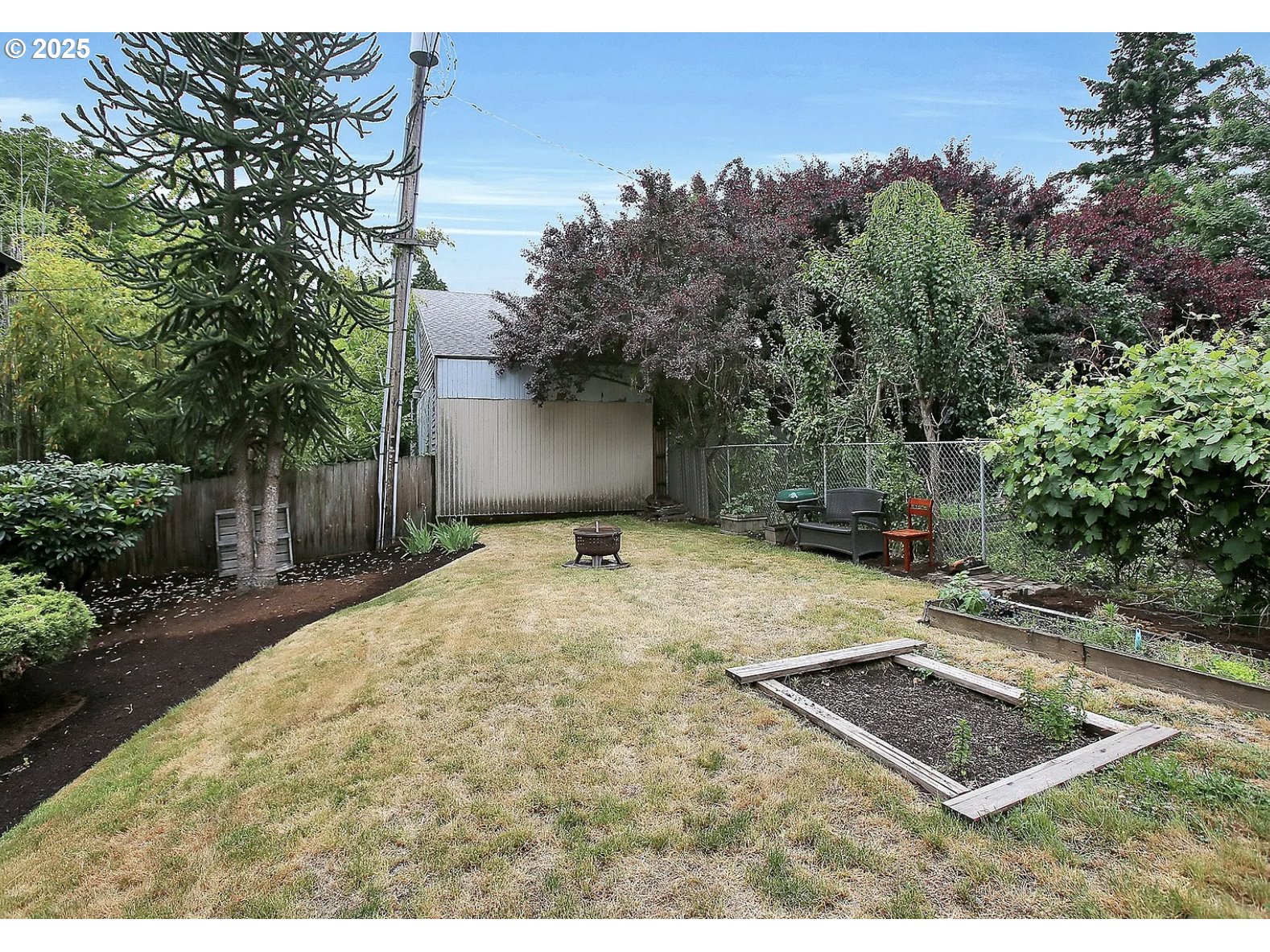 705 SE 27TH AVE, Portland