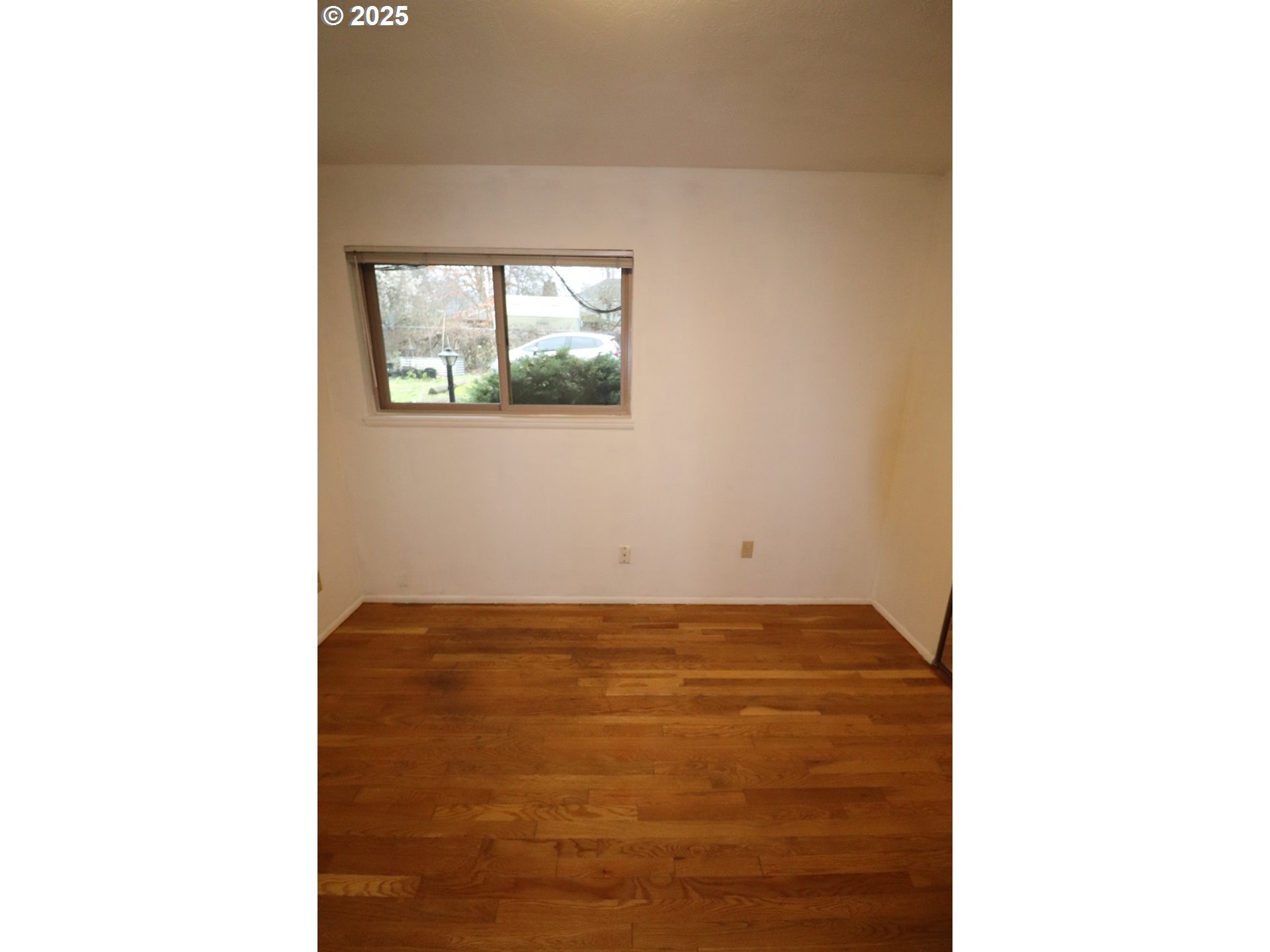 705 SE 27TH AVE, Portland