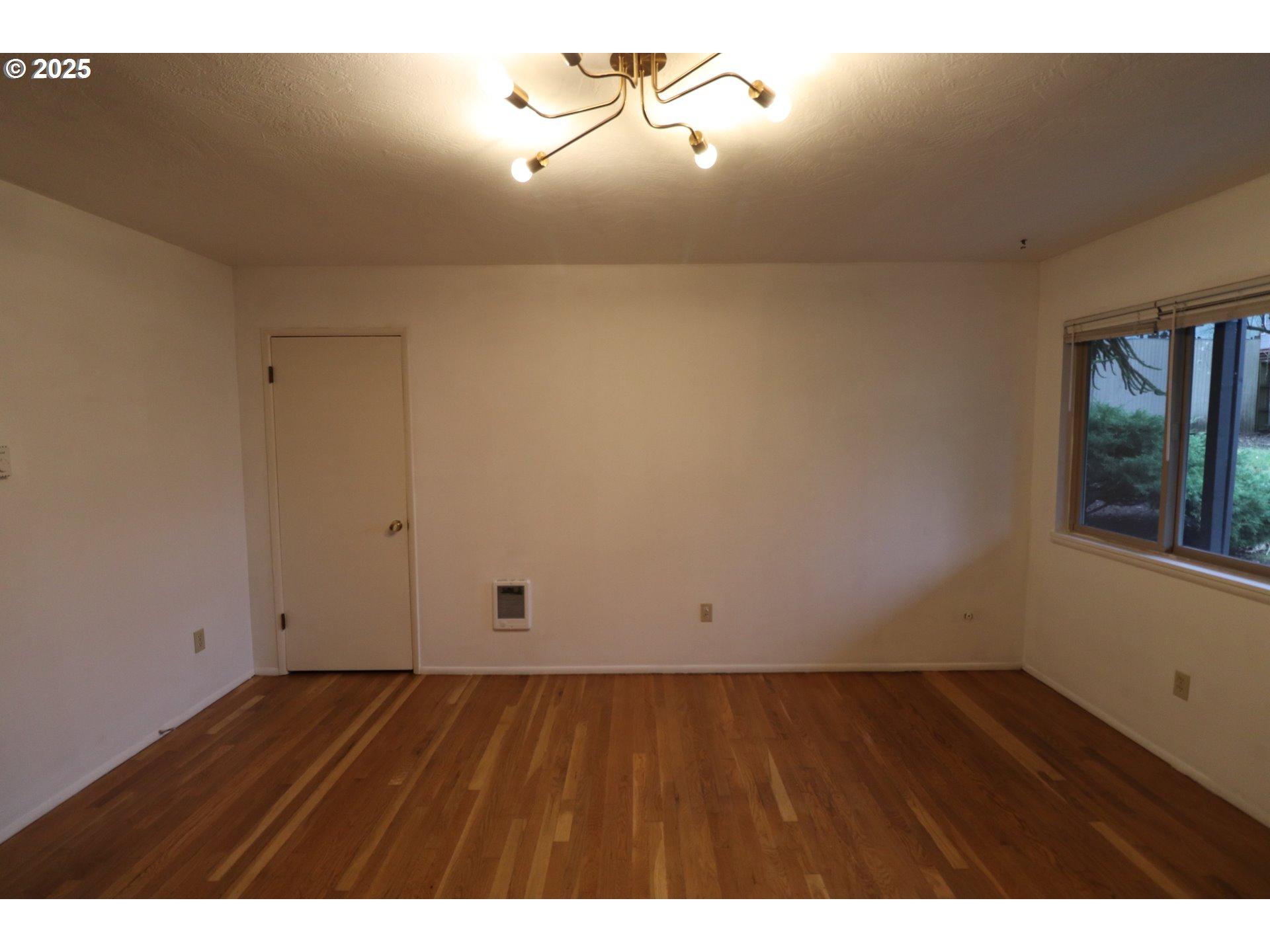 705 SE 27TH AVE, Portland