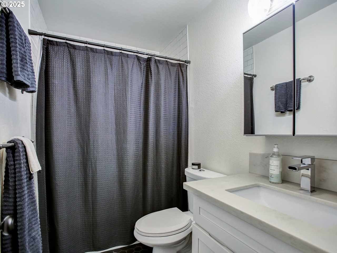 705 SE 27TH AVE, Portland