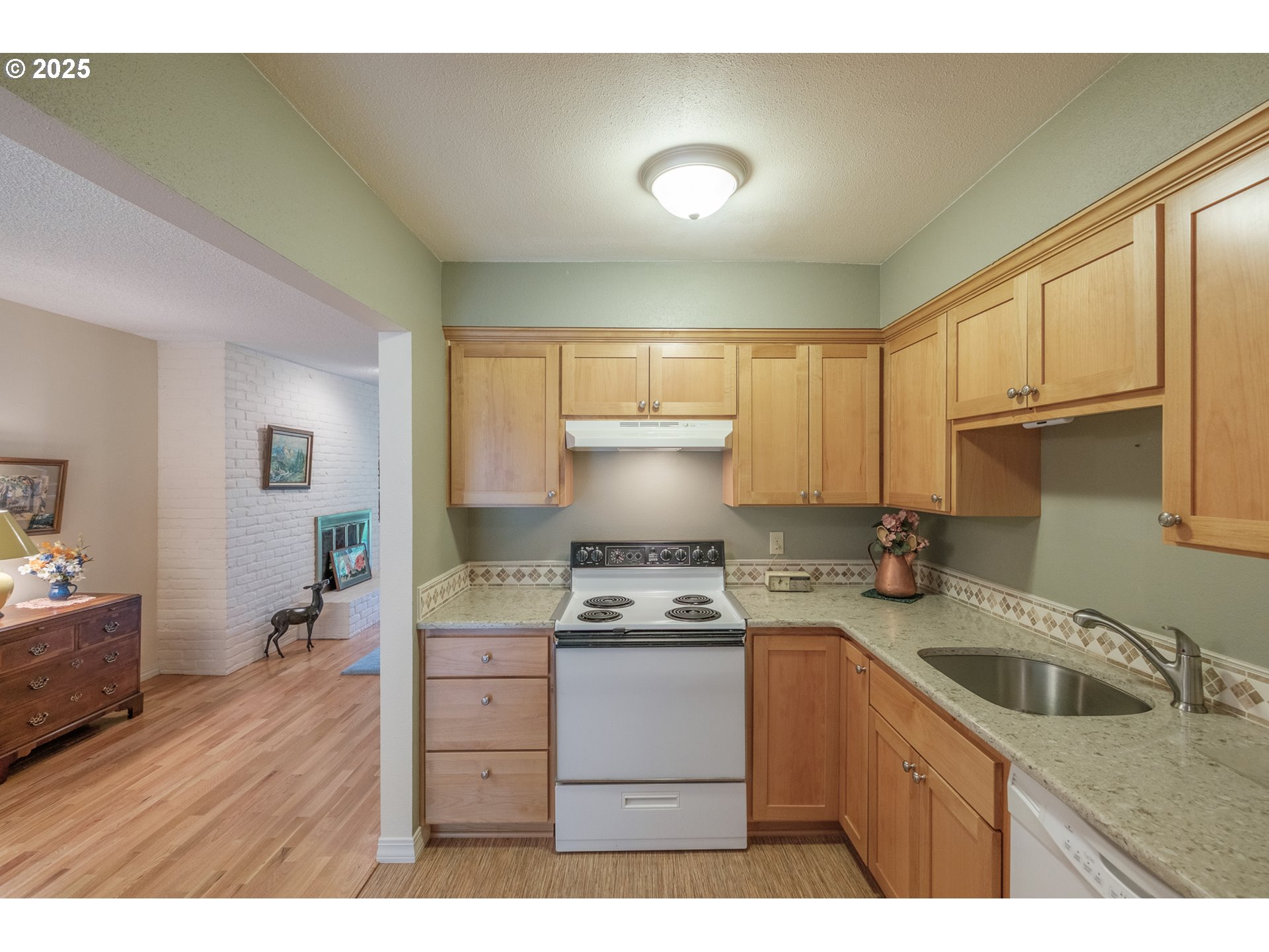 1229 NW MICHELBOOK LN, McMinnville