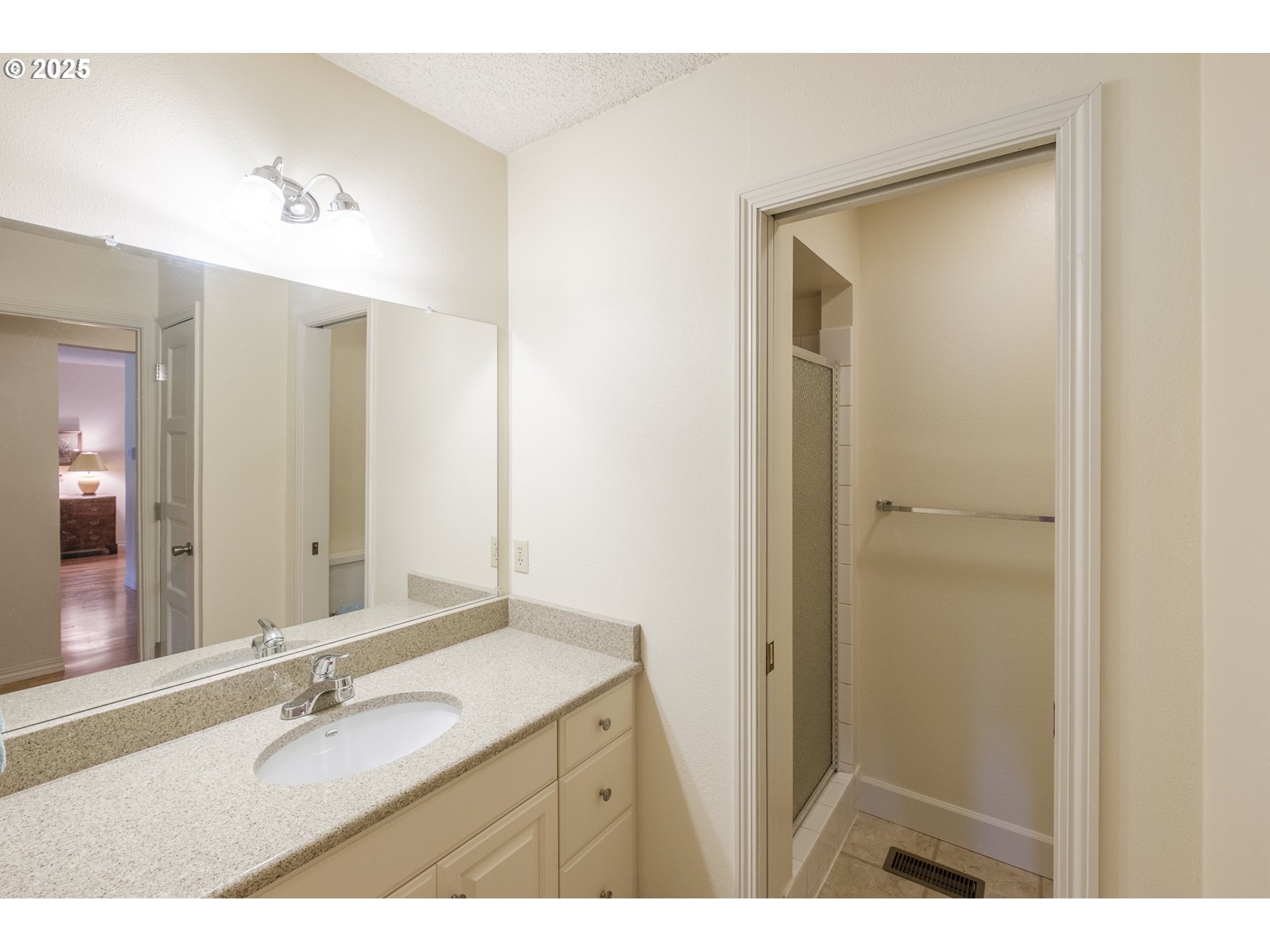 1229 NW MICHELBOOK LN, McMinnville