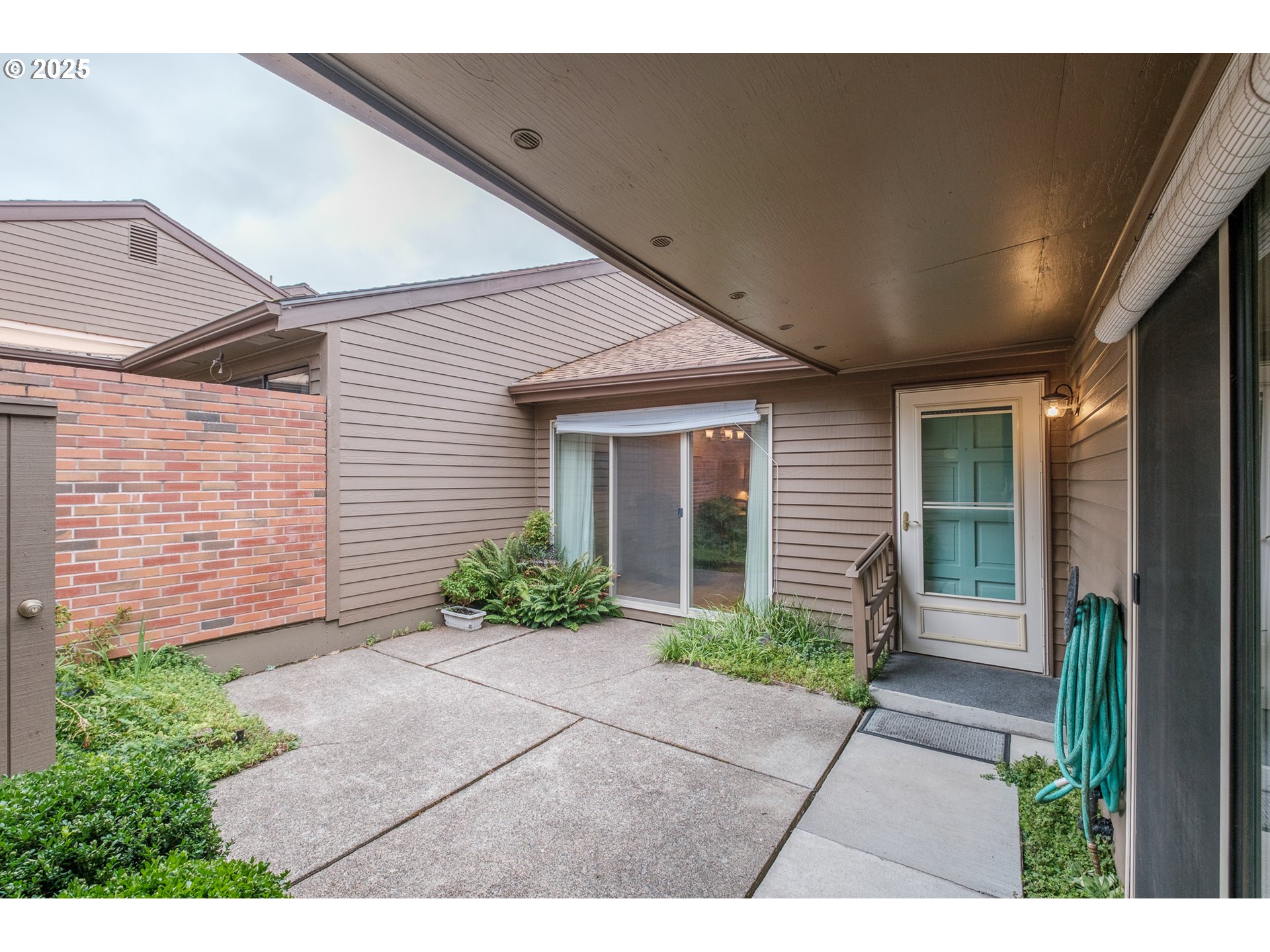 1229 NW MICHELBOOK LN, McMinnville