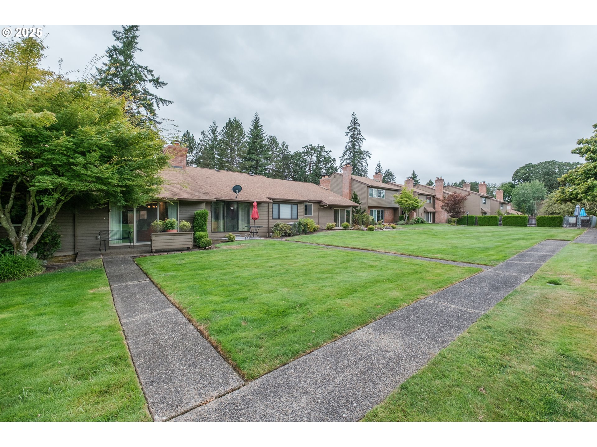 1229 NW MICHELBOOK LN, McMinnville
