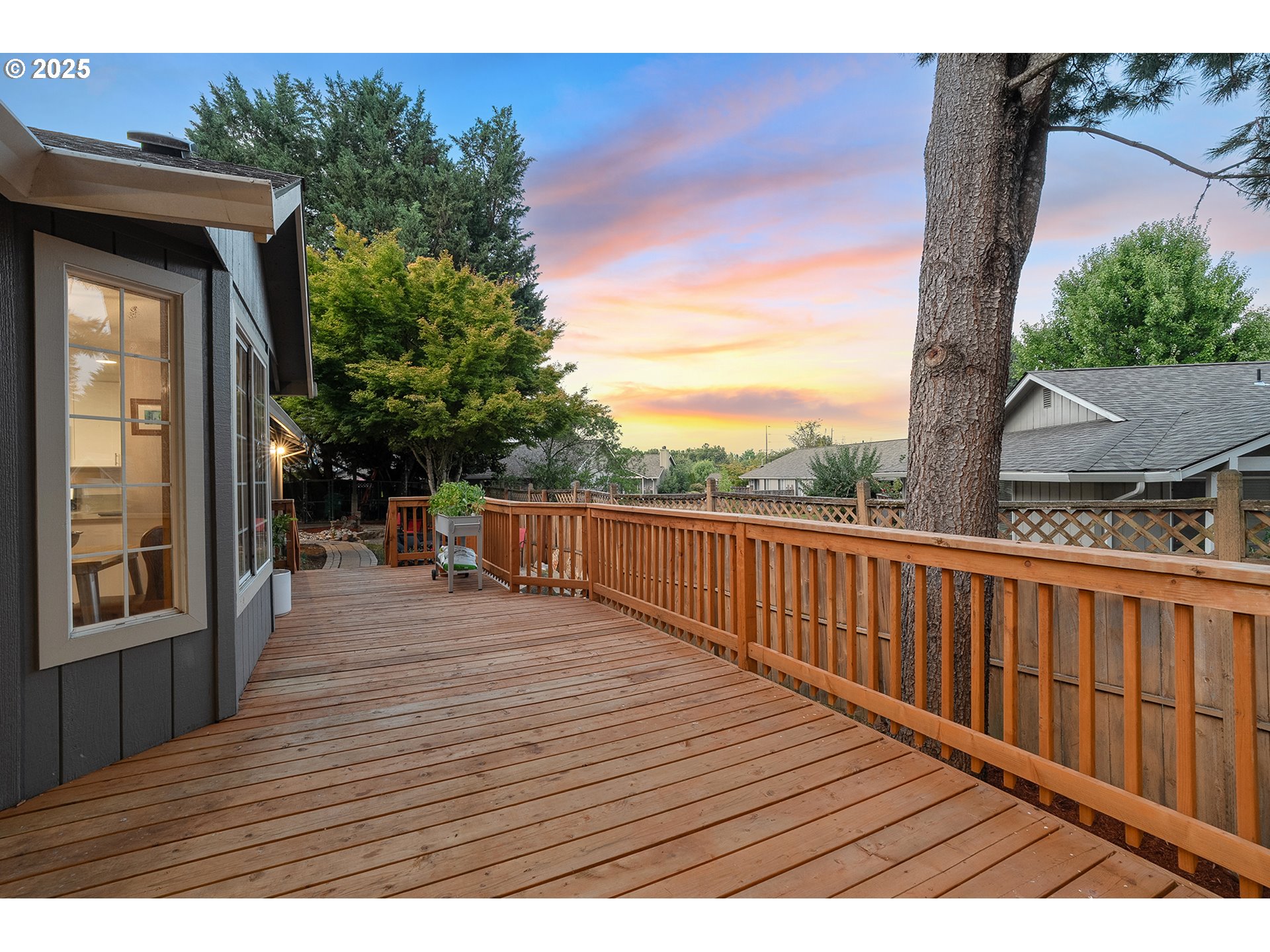 20168 SW TILLAMOOK CT