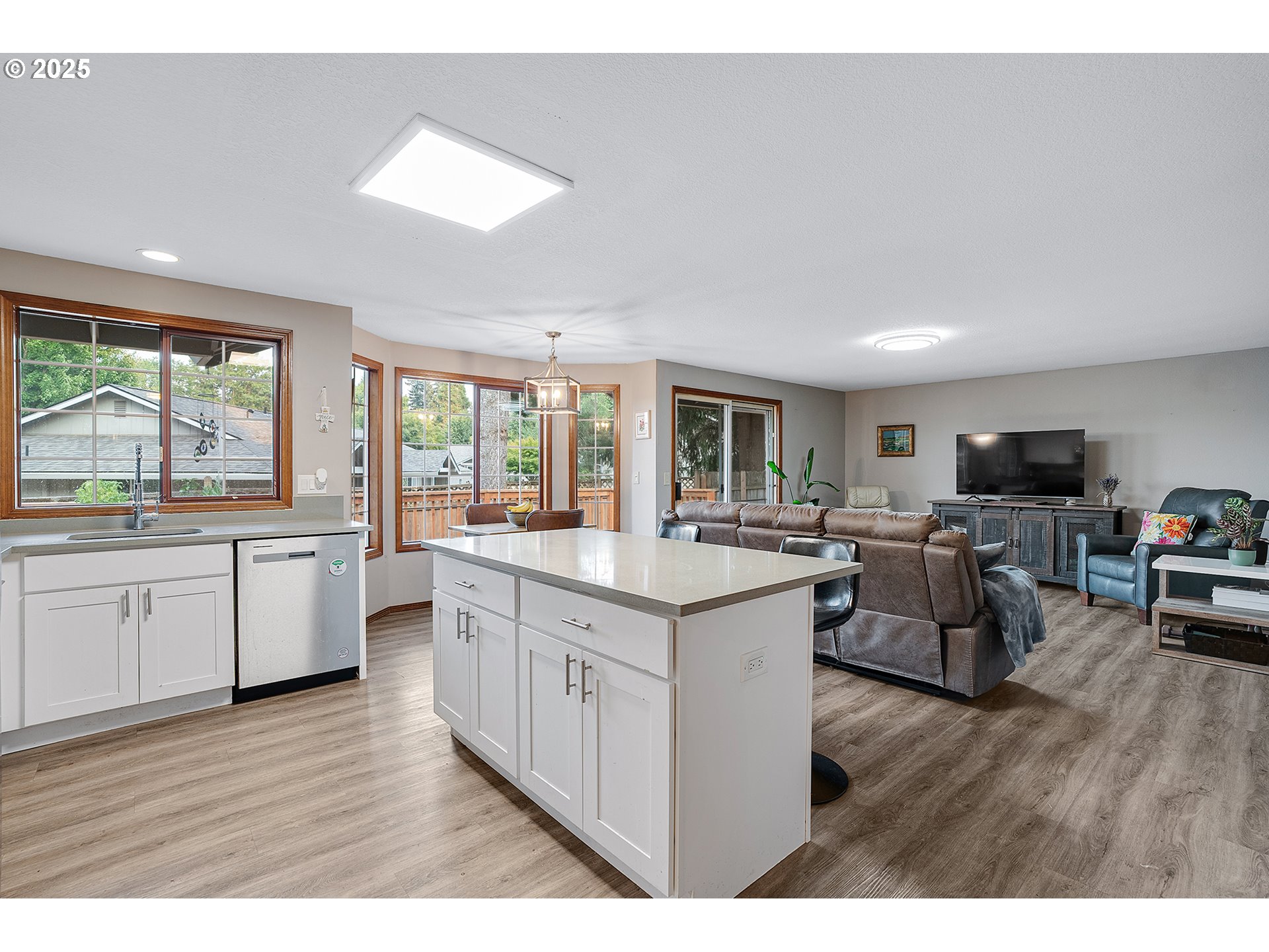 20168 SW TILLAMOOK CT