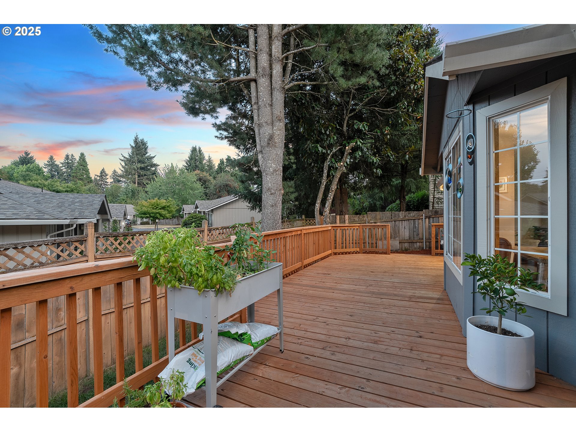 20168 SW TILLAMOOK CT
