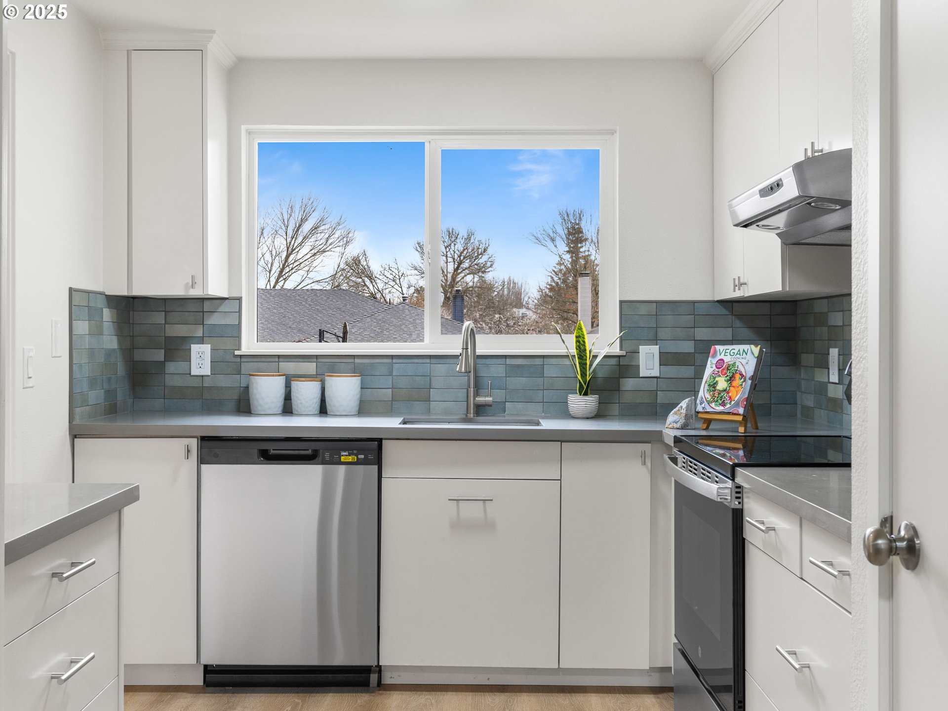 8955 SW PARKVIEW LOOP