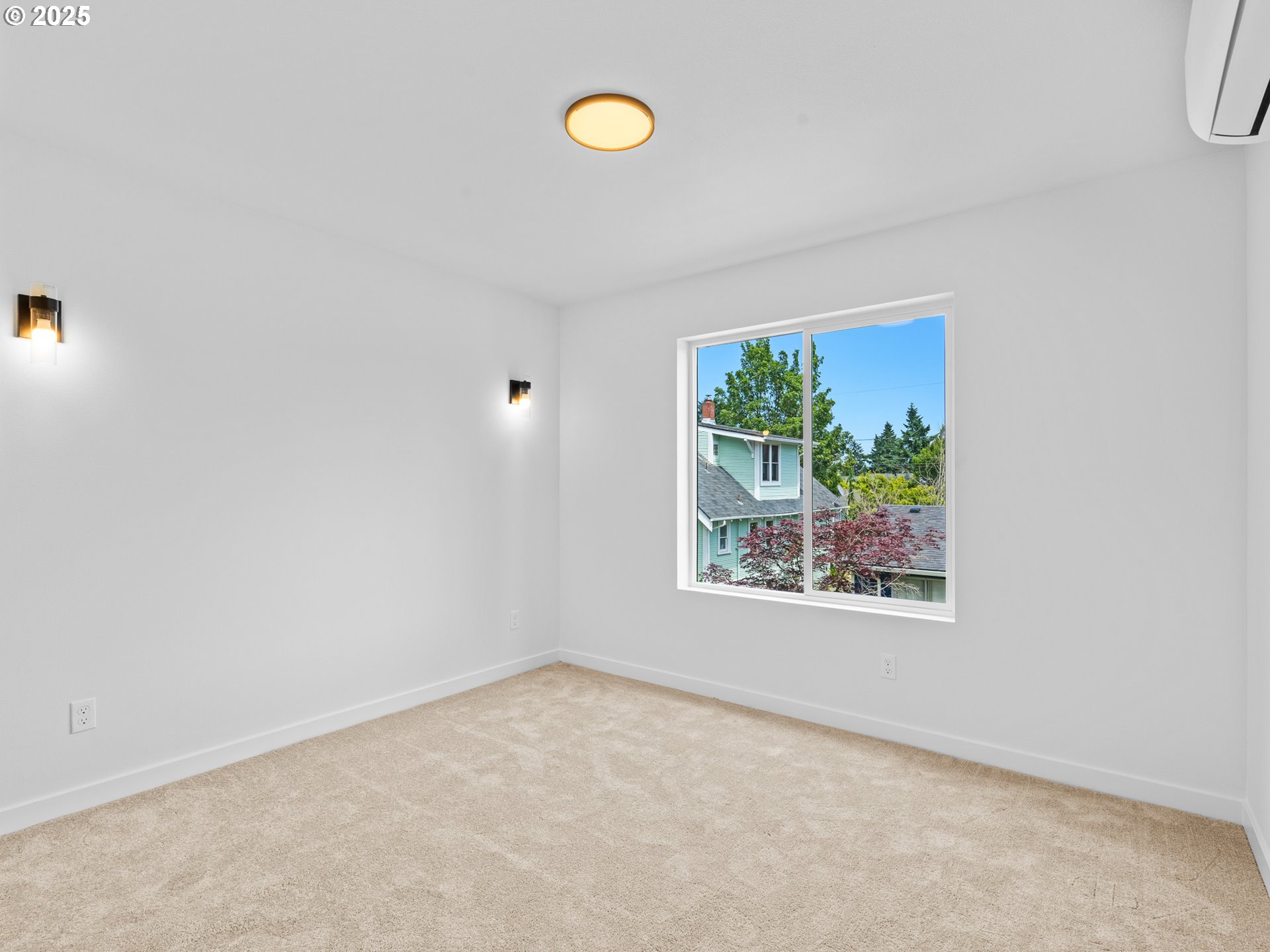 6902 SE 77th AVE B, Portland Unit: B