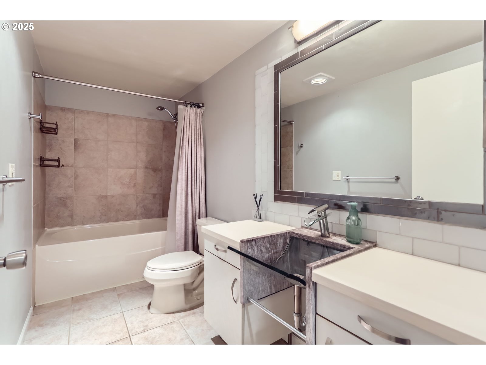 48 EAGLE CREST DR 5E, Lake Oswego Unit: 5E