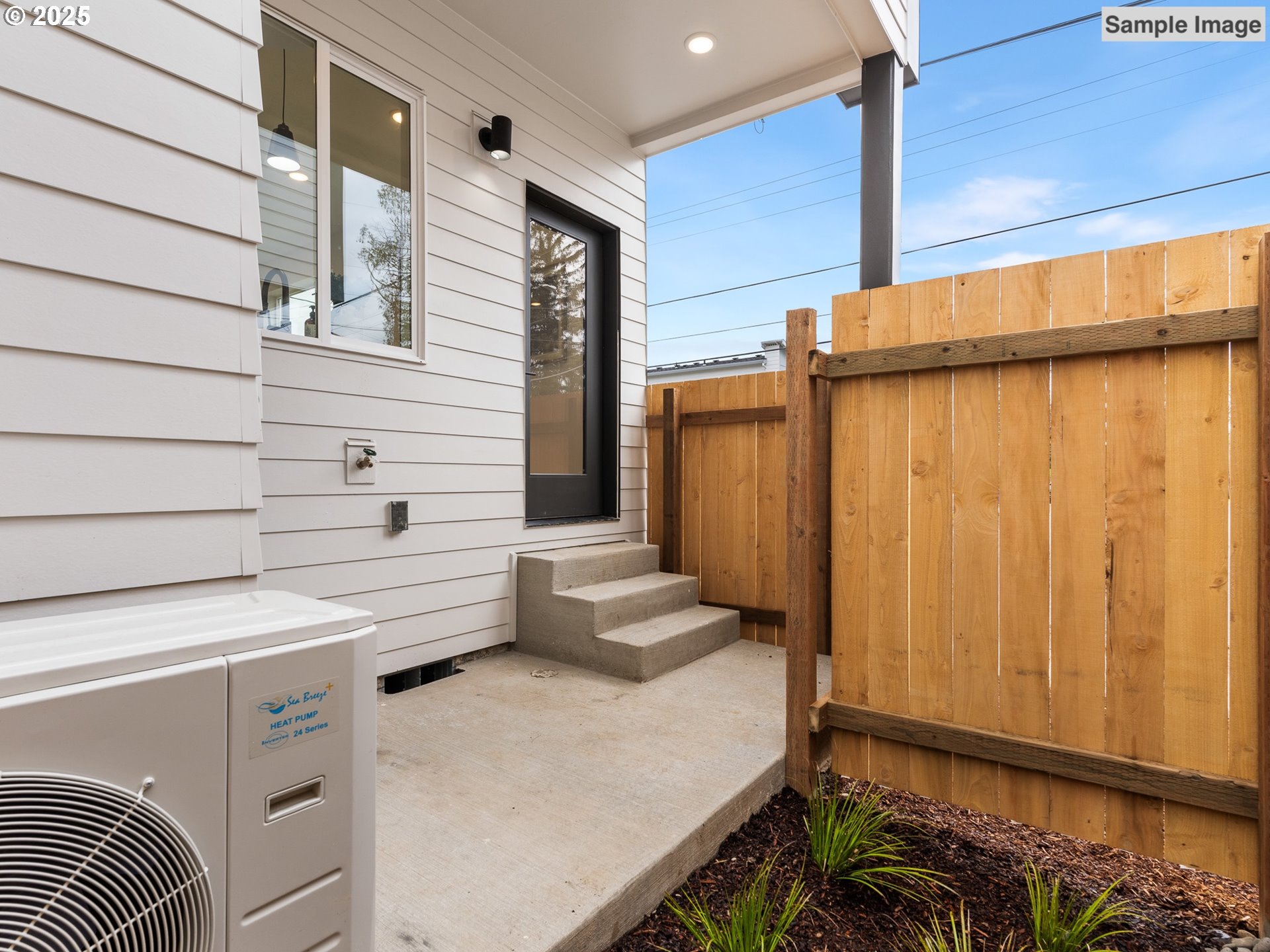 7191 SE Crystal Springs BLVD 9, Portland Unit: 9