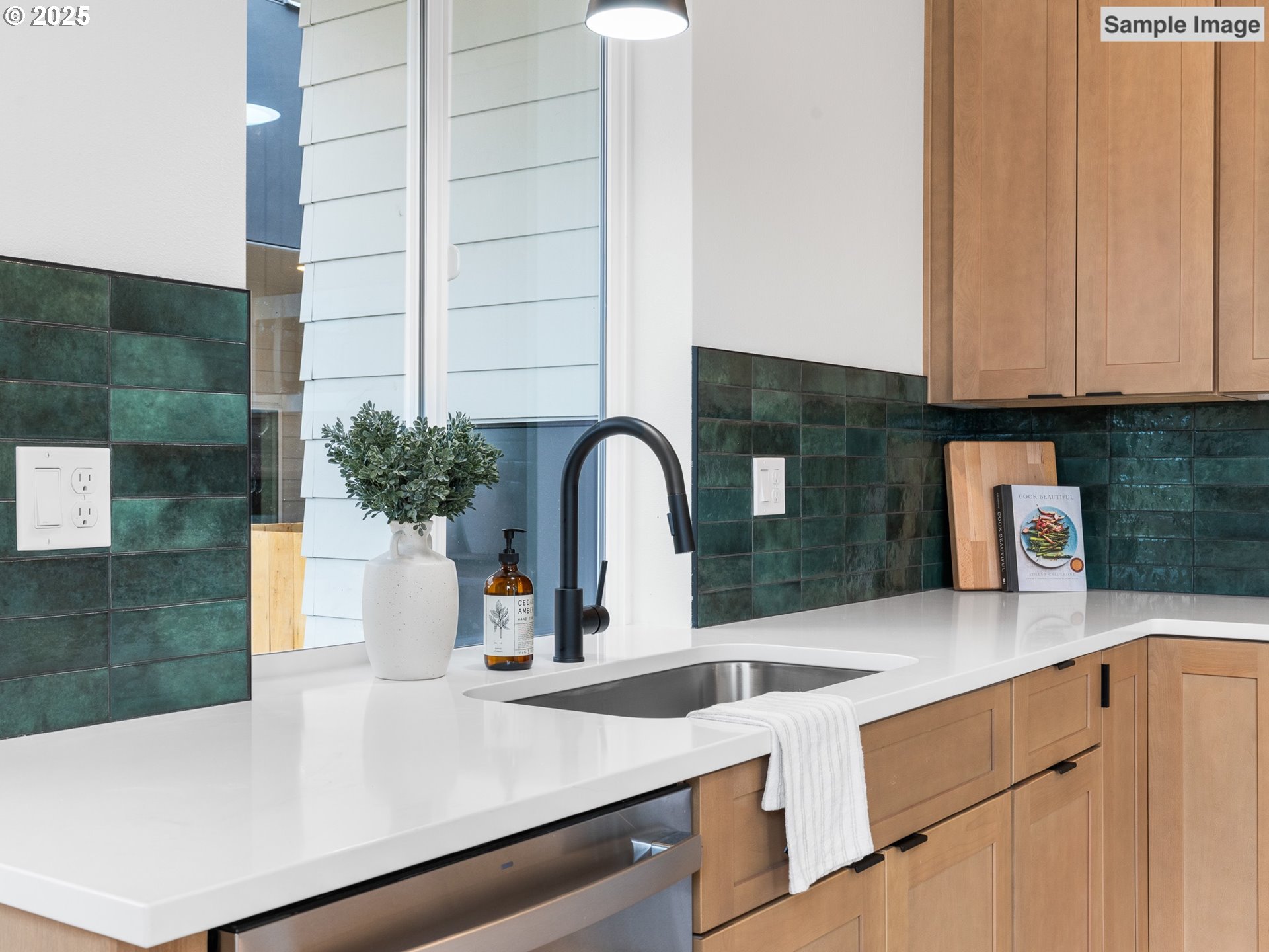 7191 SE Crystal Springs BLVD 9, Portland Unit: 9