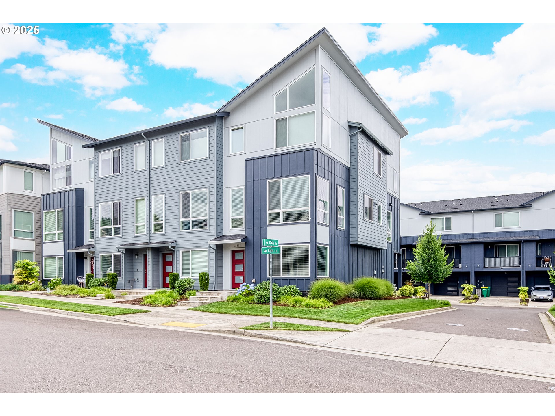 17332 SW KITE LN