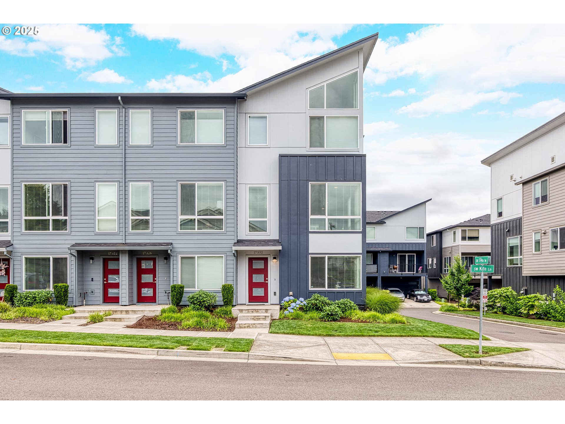 17332 SW KITE LN