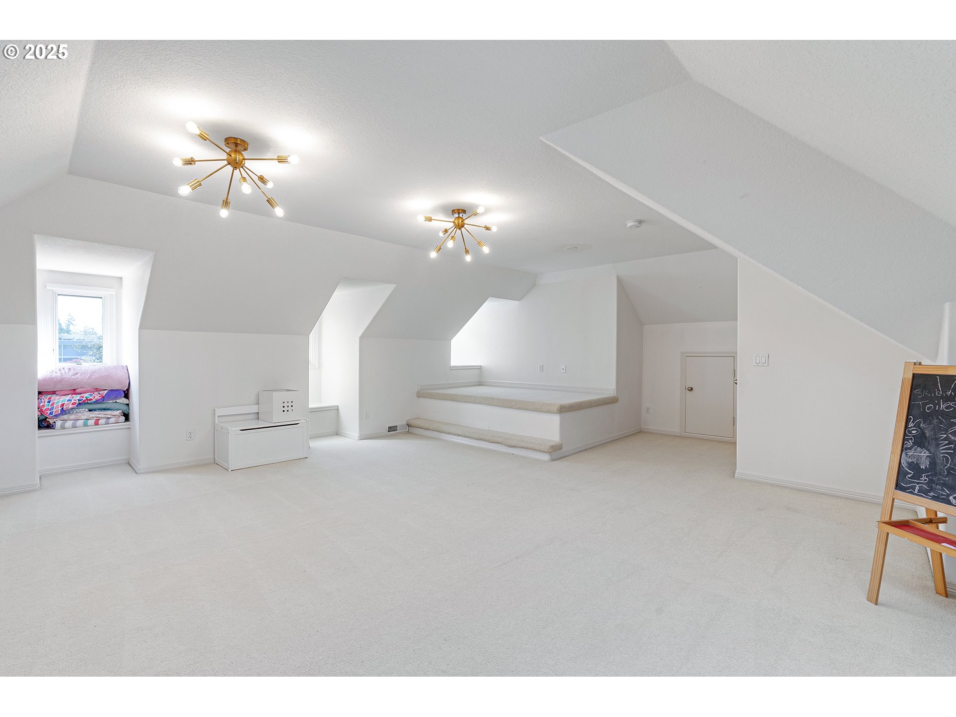 9297 NW FULLNER CT, Portland