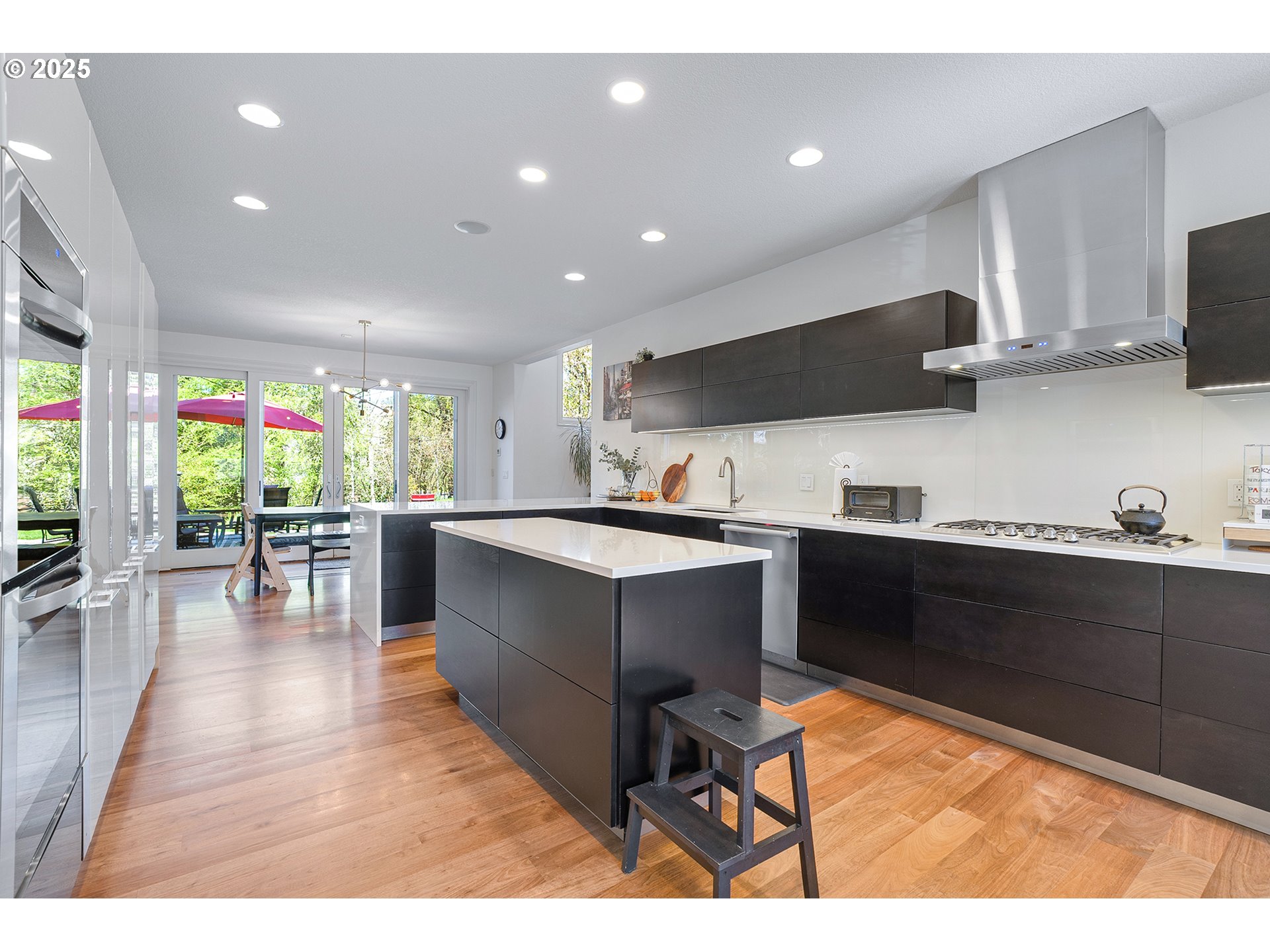 9297 NW FULLNER CT, Portland