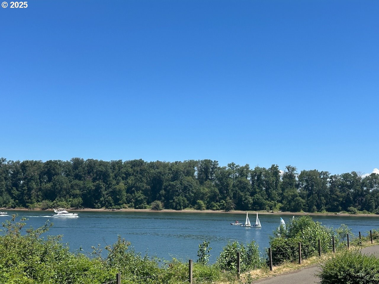 5110 S LANDING DR 103