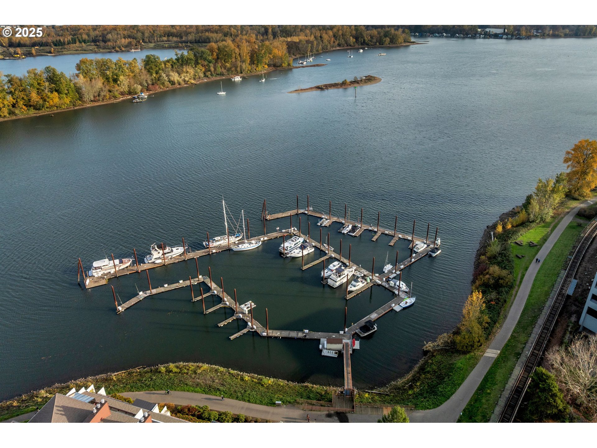 5110 S LANDING DR 103