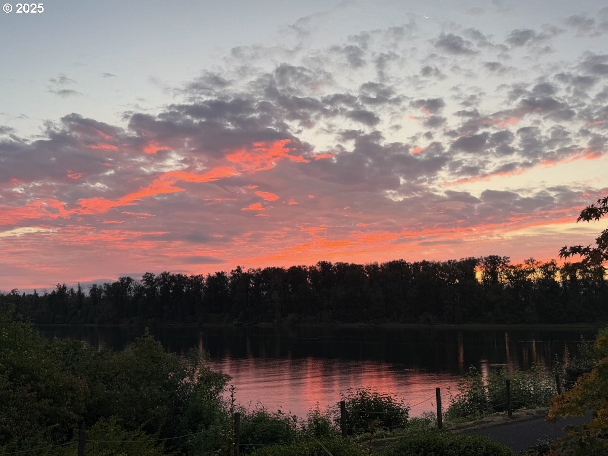 5110 S LANDING DR 103