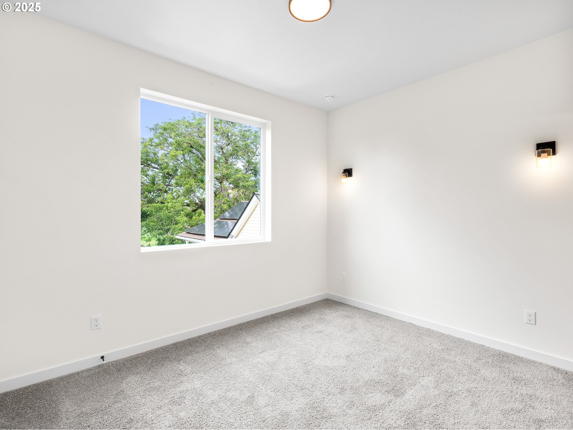 6721 SE Gladstone ST, Portland