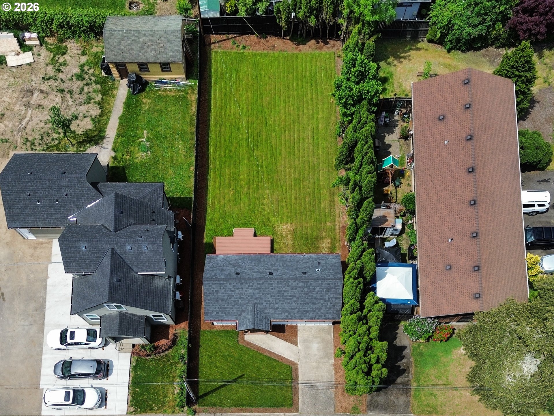 161 NW FREEMAN AVE