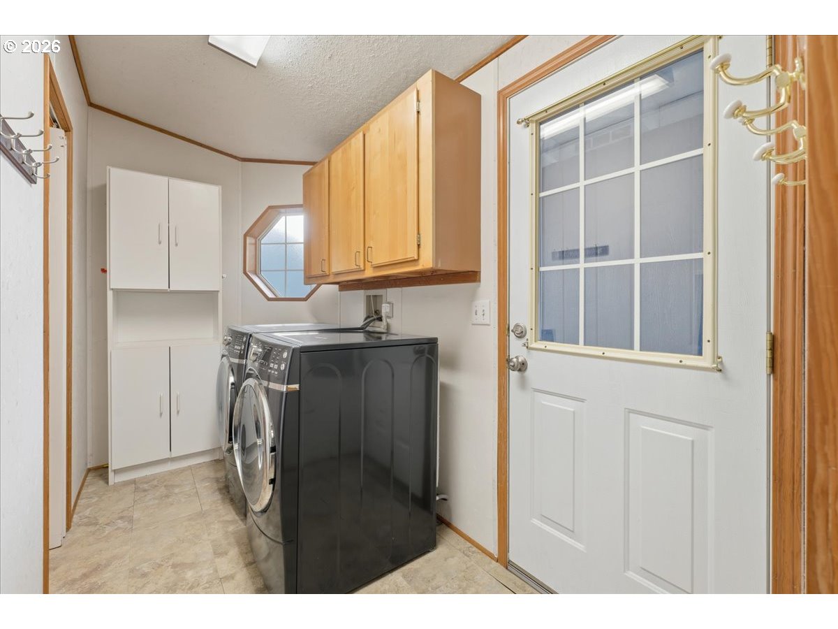 8300 NE QUATAMA ST 104