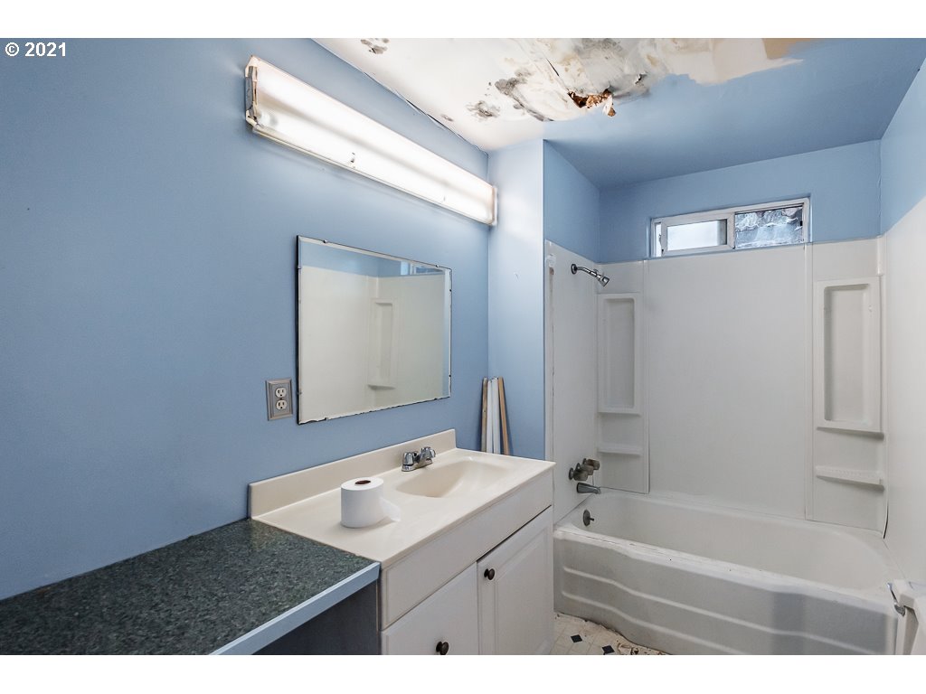 19080 SW ROCK CREEK RD