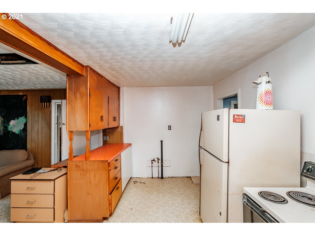 19080 SW ROCK CREEK RD