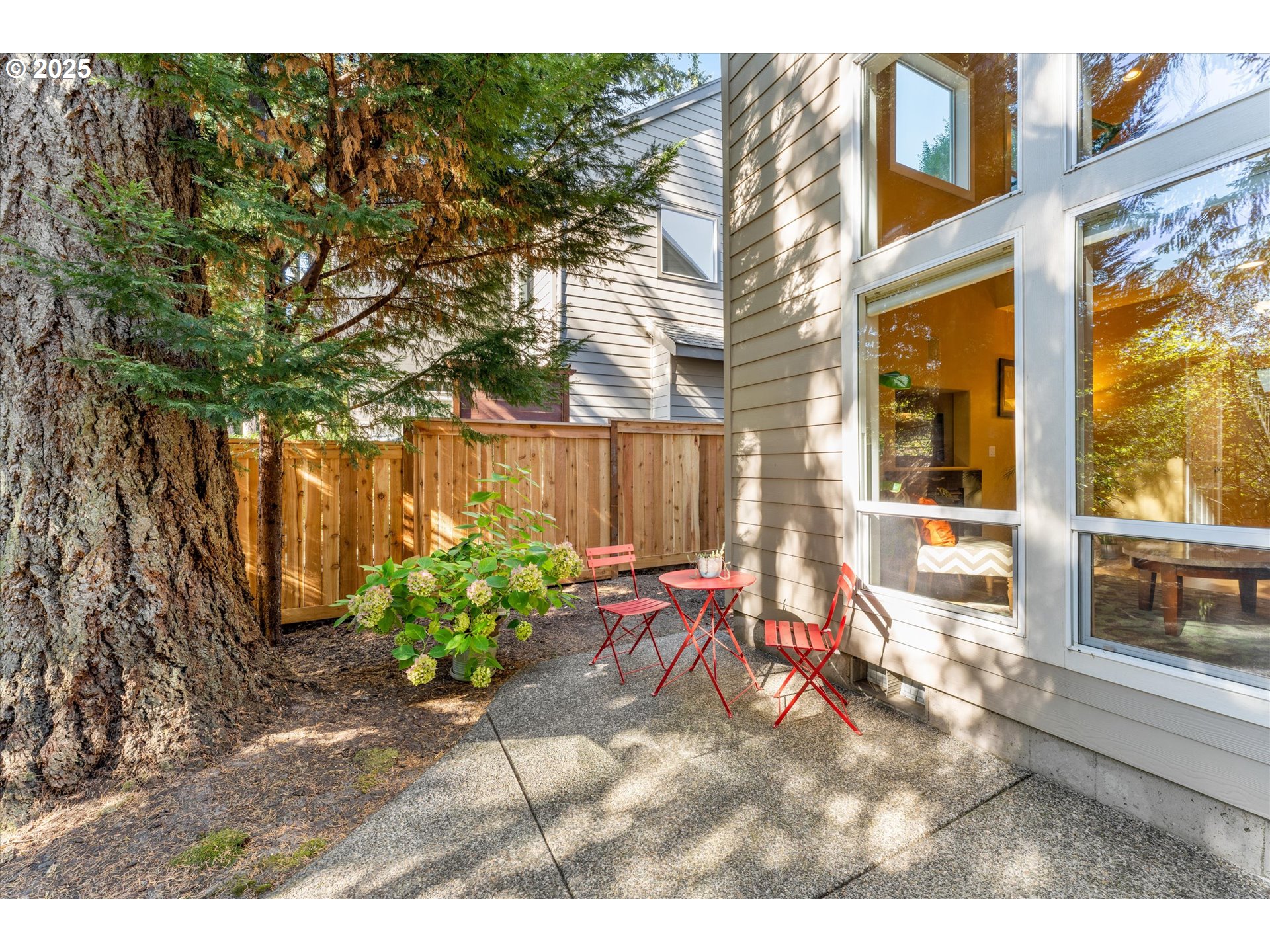 9634 SW LODESTONE DR, Beaverton