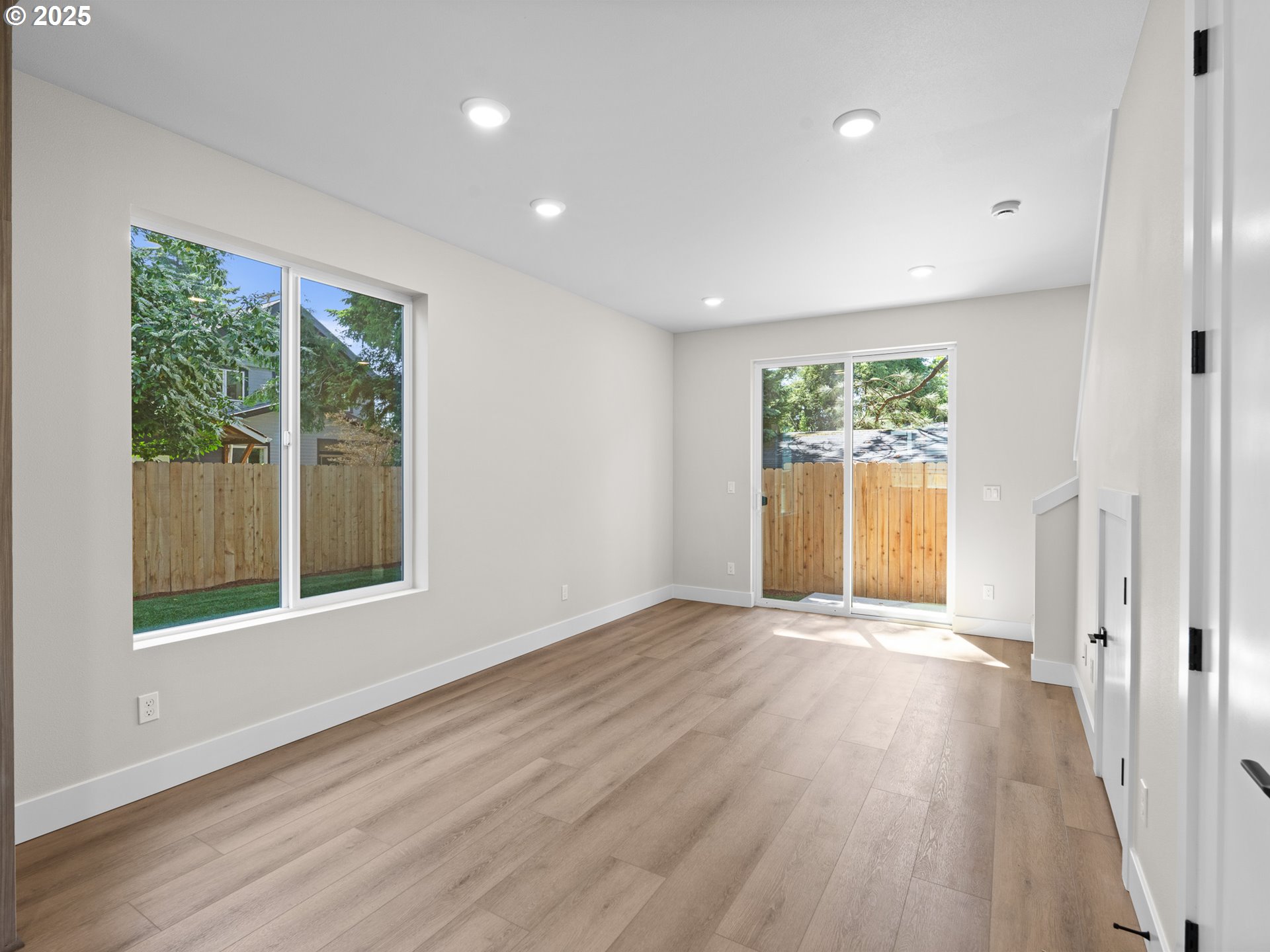 1580 NE 52nd AVE 4
