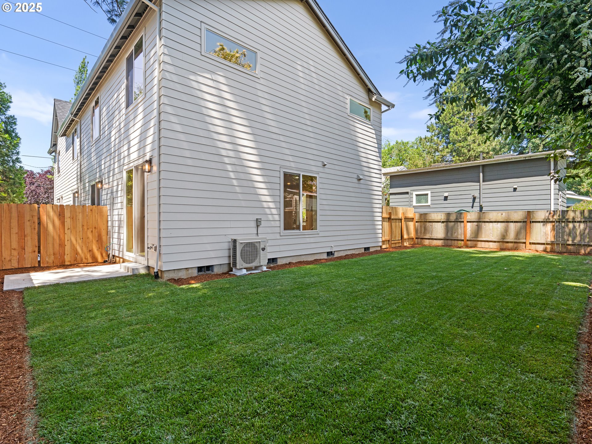 1580 NE 52nd AVE 4