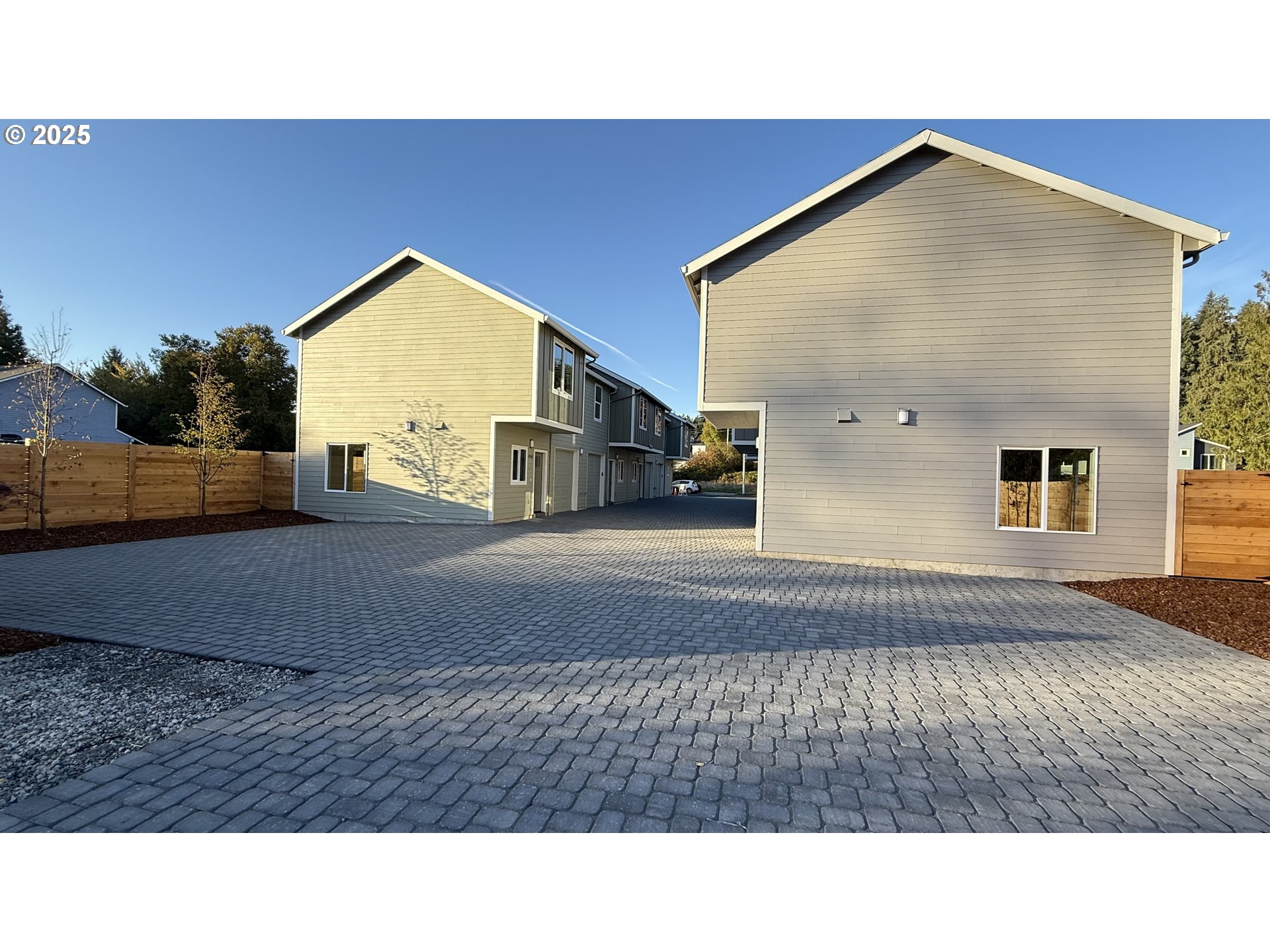 14364 SE KNIGHT ST, Portland