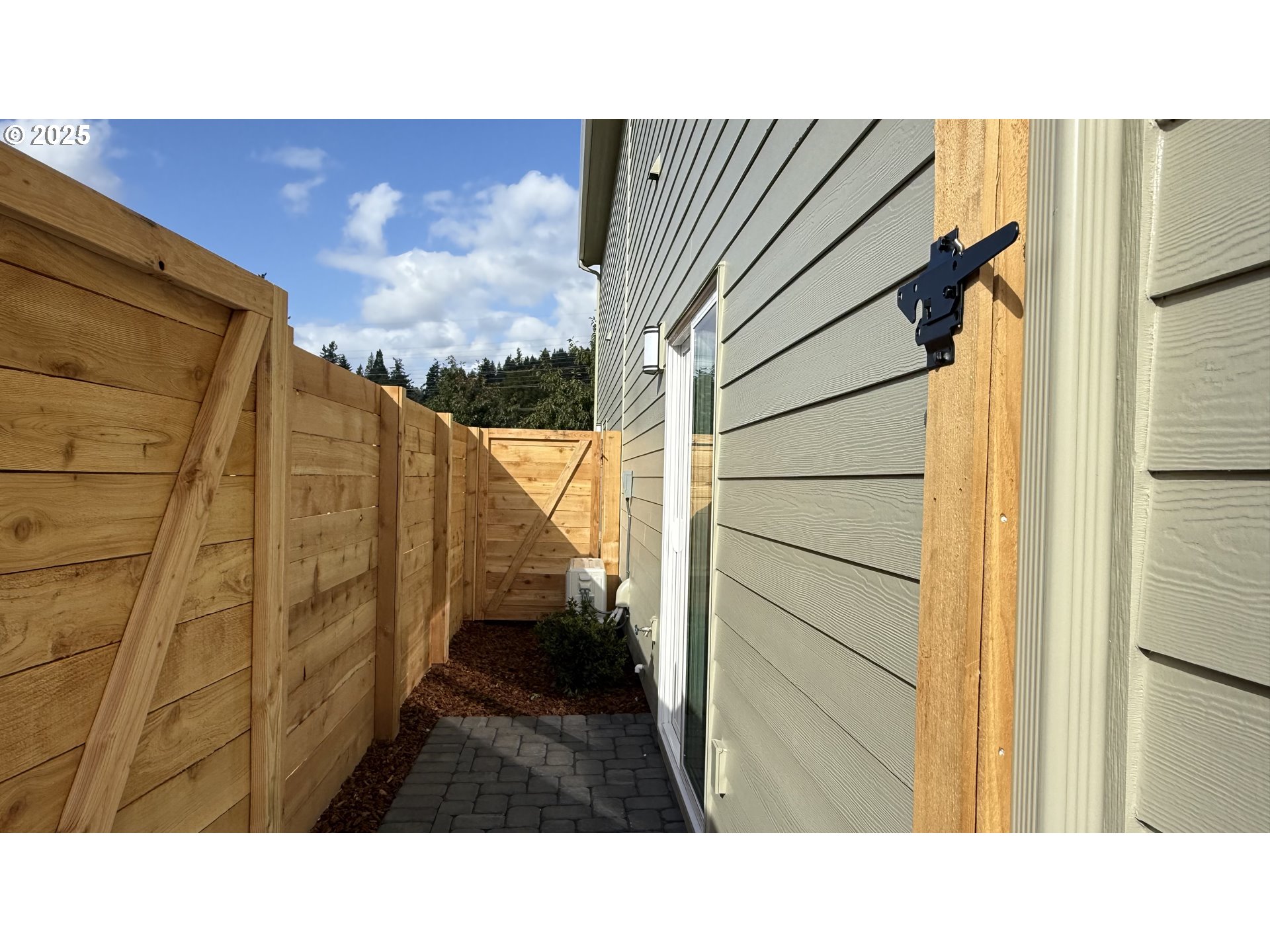 14364 SE KNIGHT ST, Portland