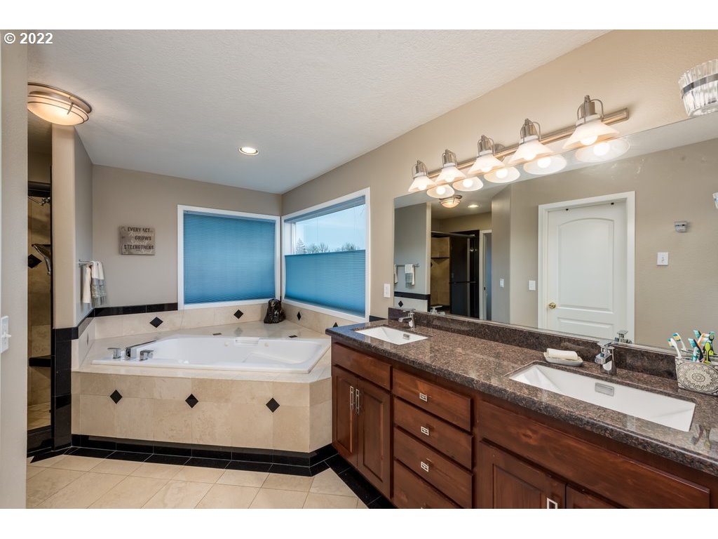 31147 SW WILLAMETTE WAY W