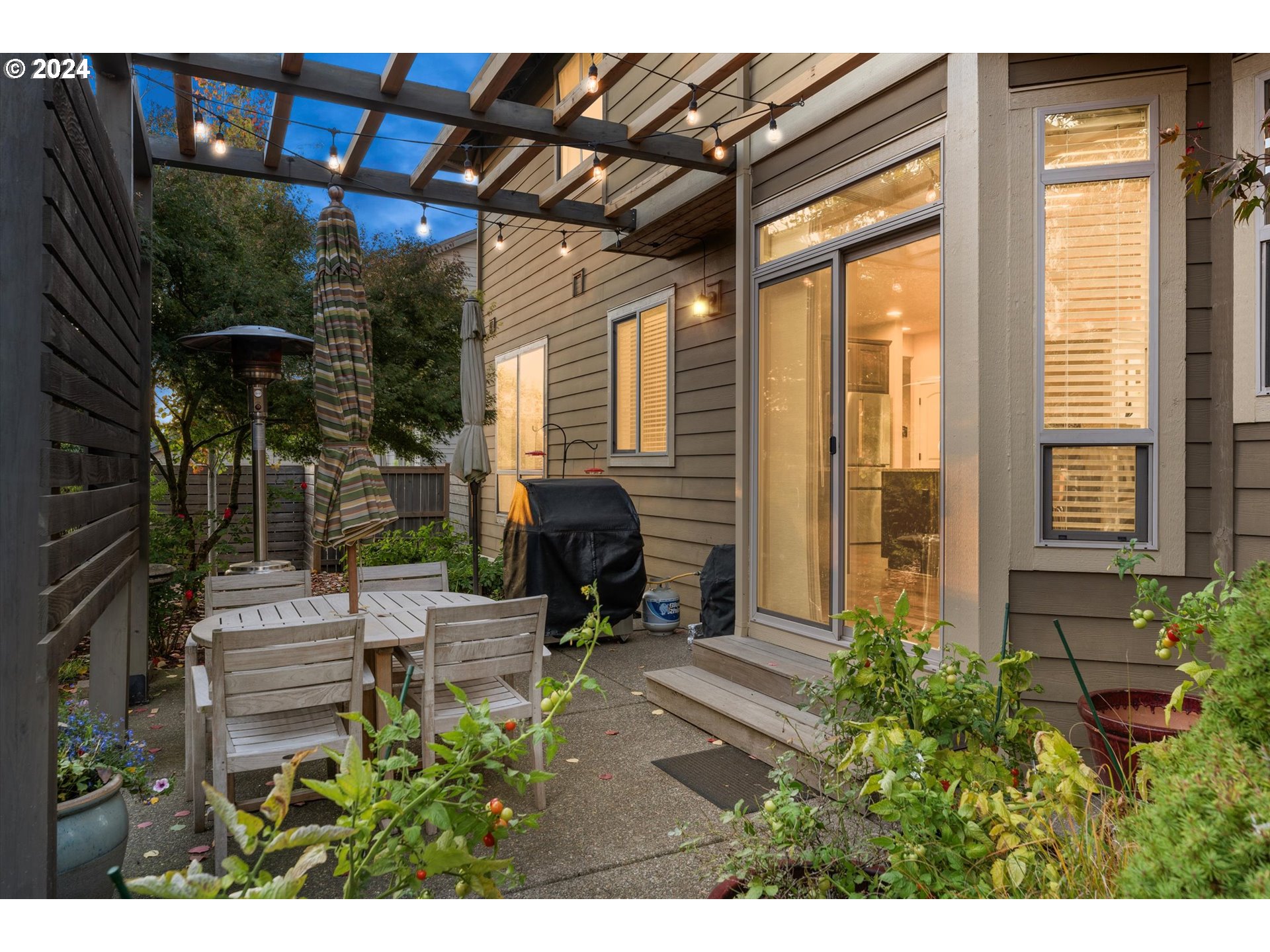 1234 SW FOREST GLEN DR, McMinnville