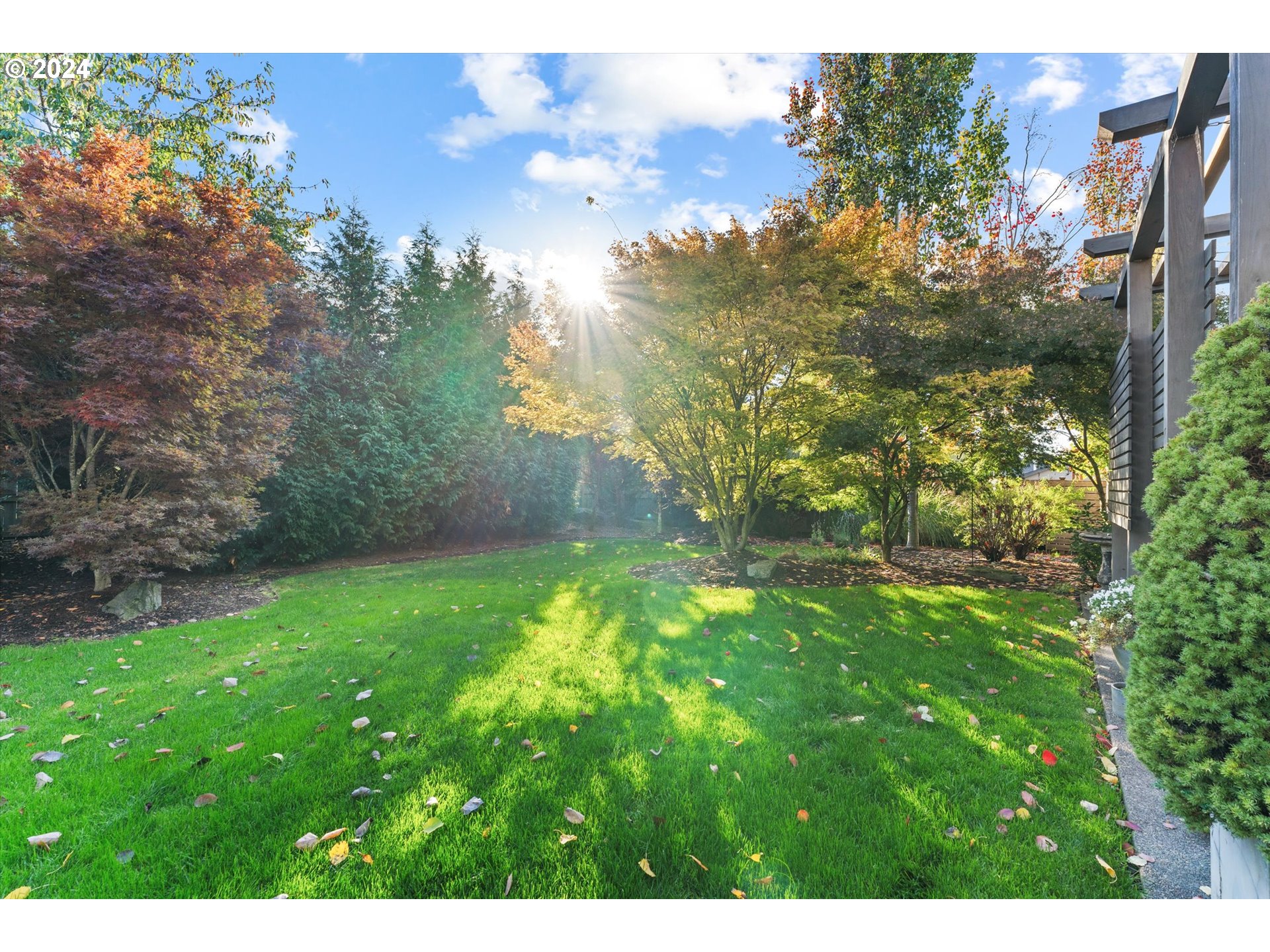 1234 SW FOREST GLEN DR, McMinnville