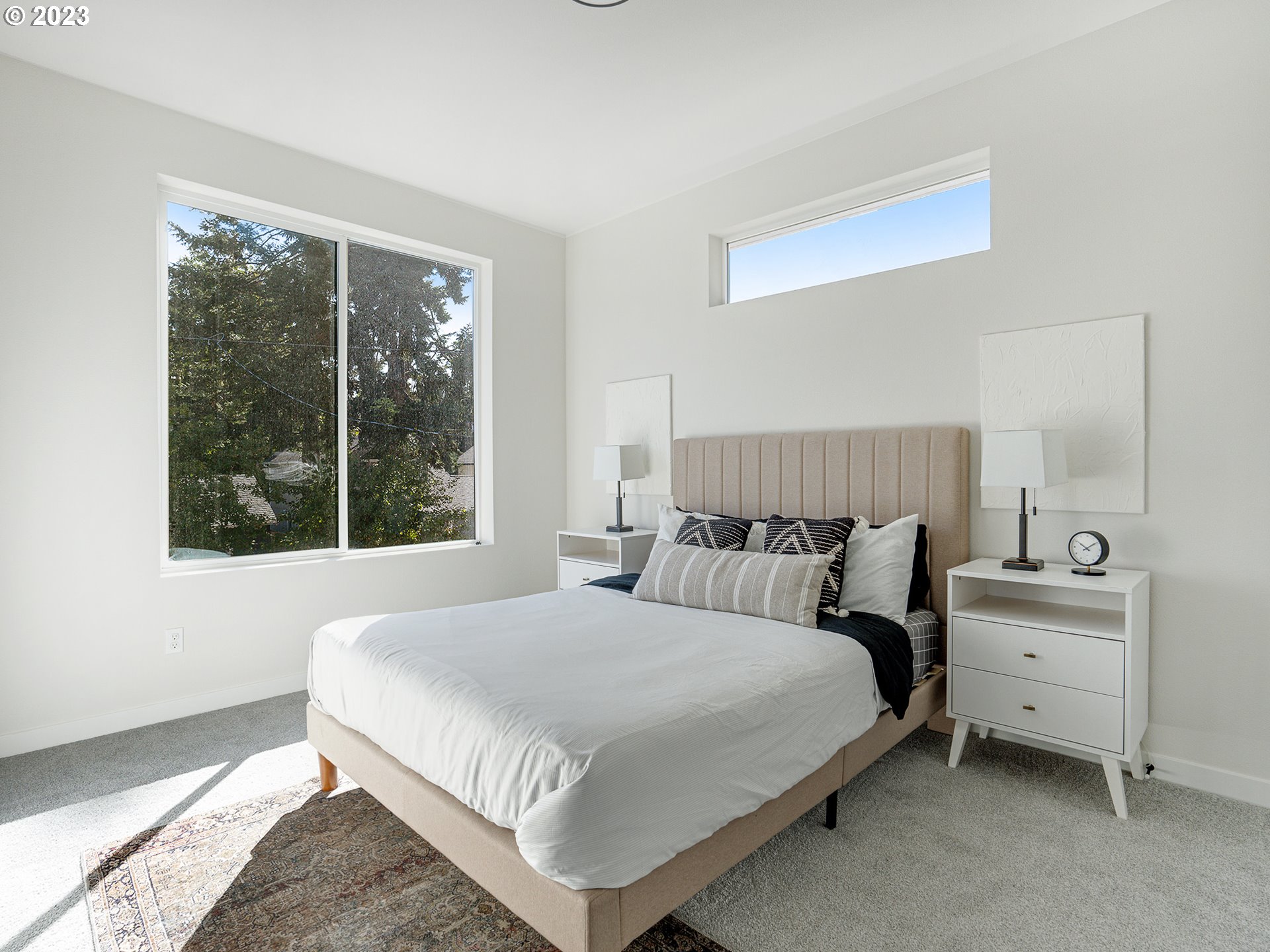 8823 N Endicott AVE 1