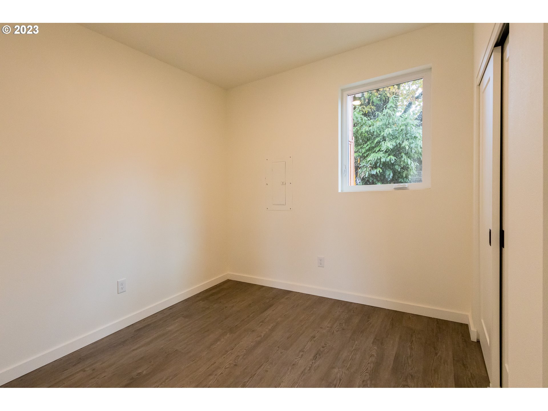 7360 N ATLANTIC AVE 2