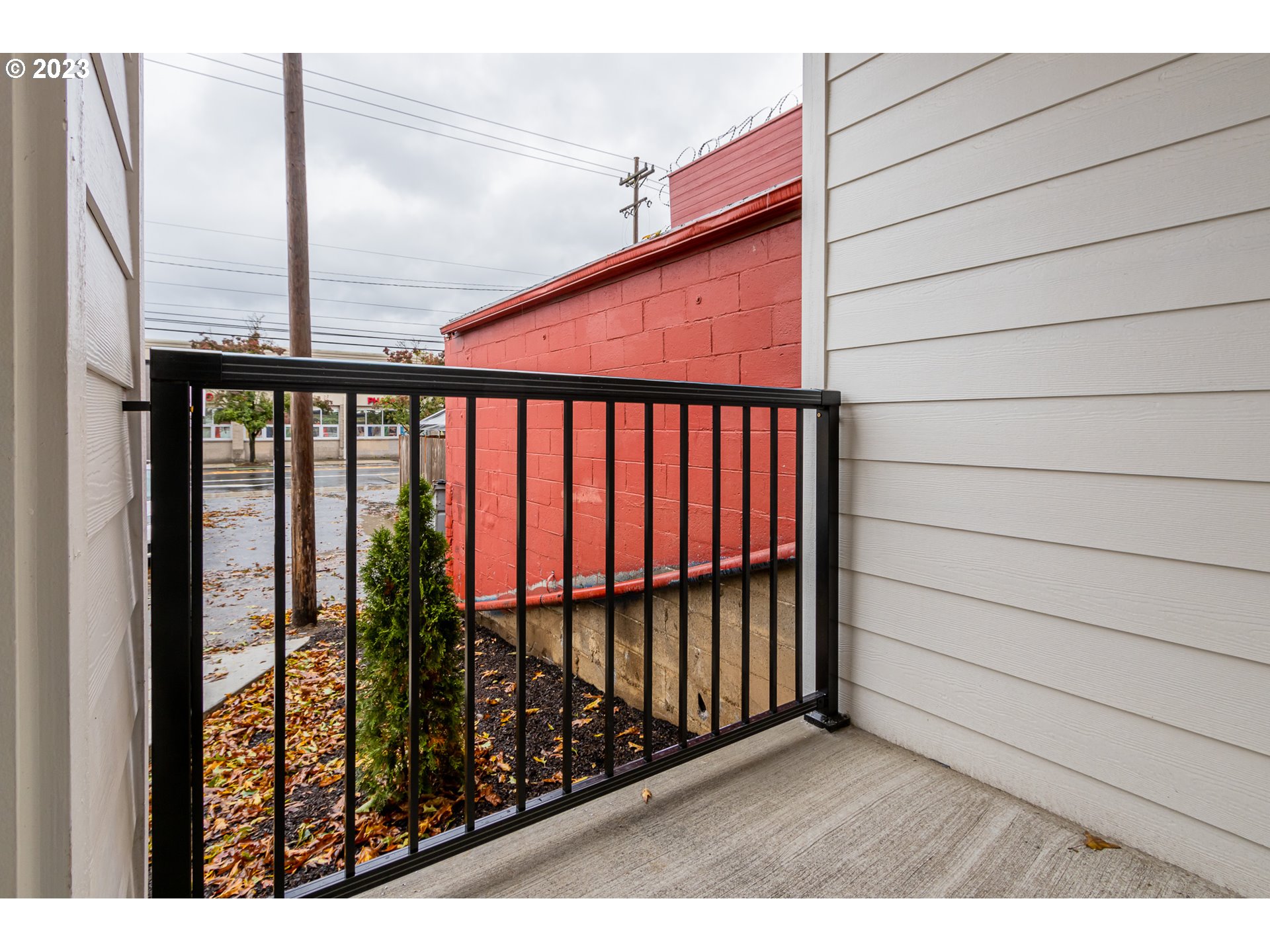 7360 N ATLANTIC AVE 2